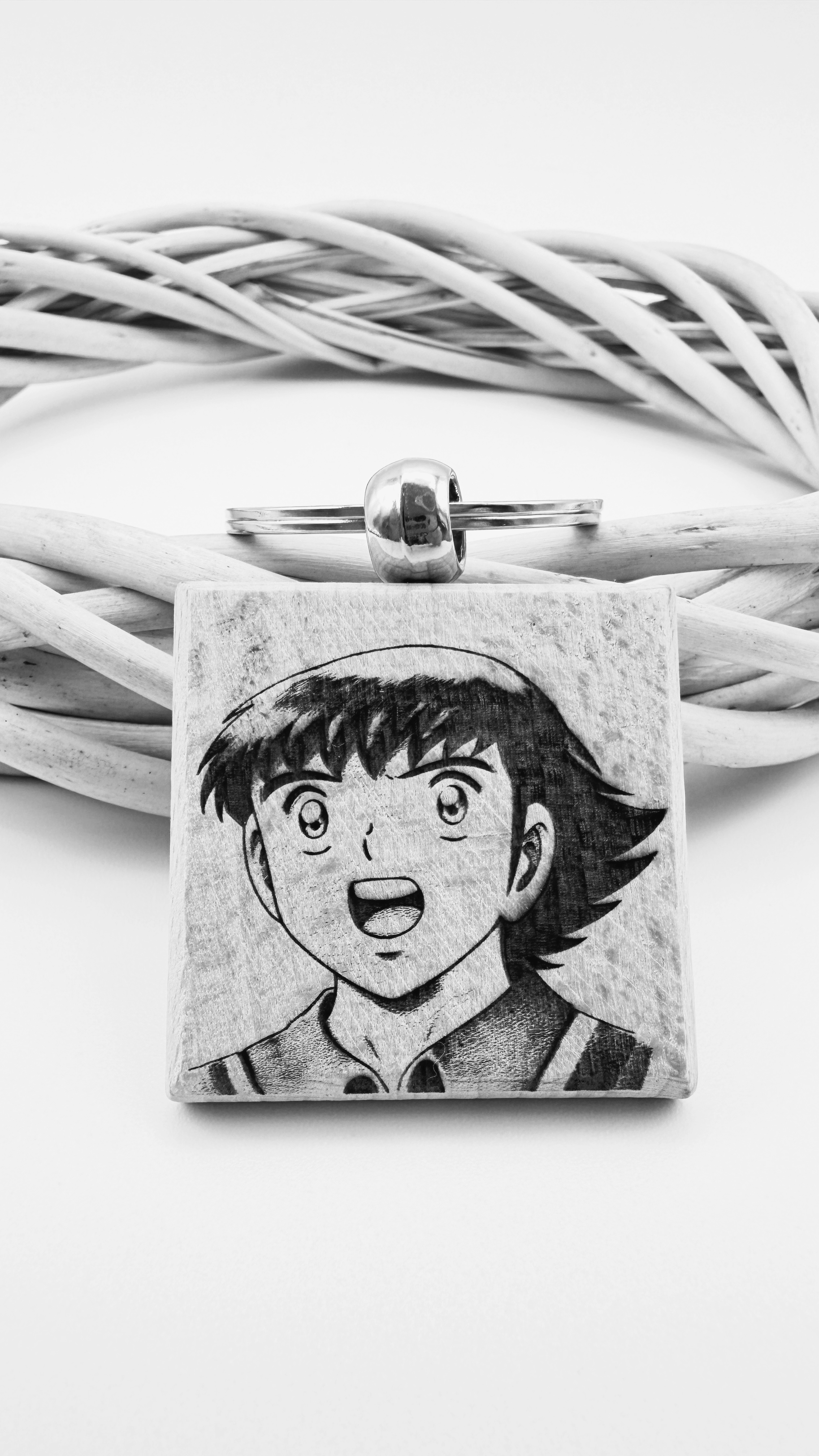 Capitan Tsubasan - Portachiavi in legno inciso 