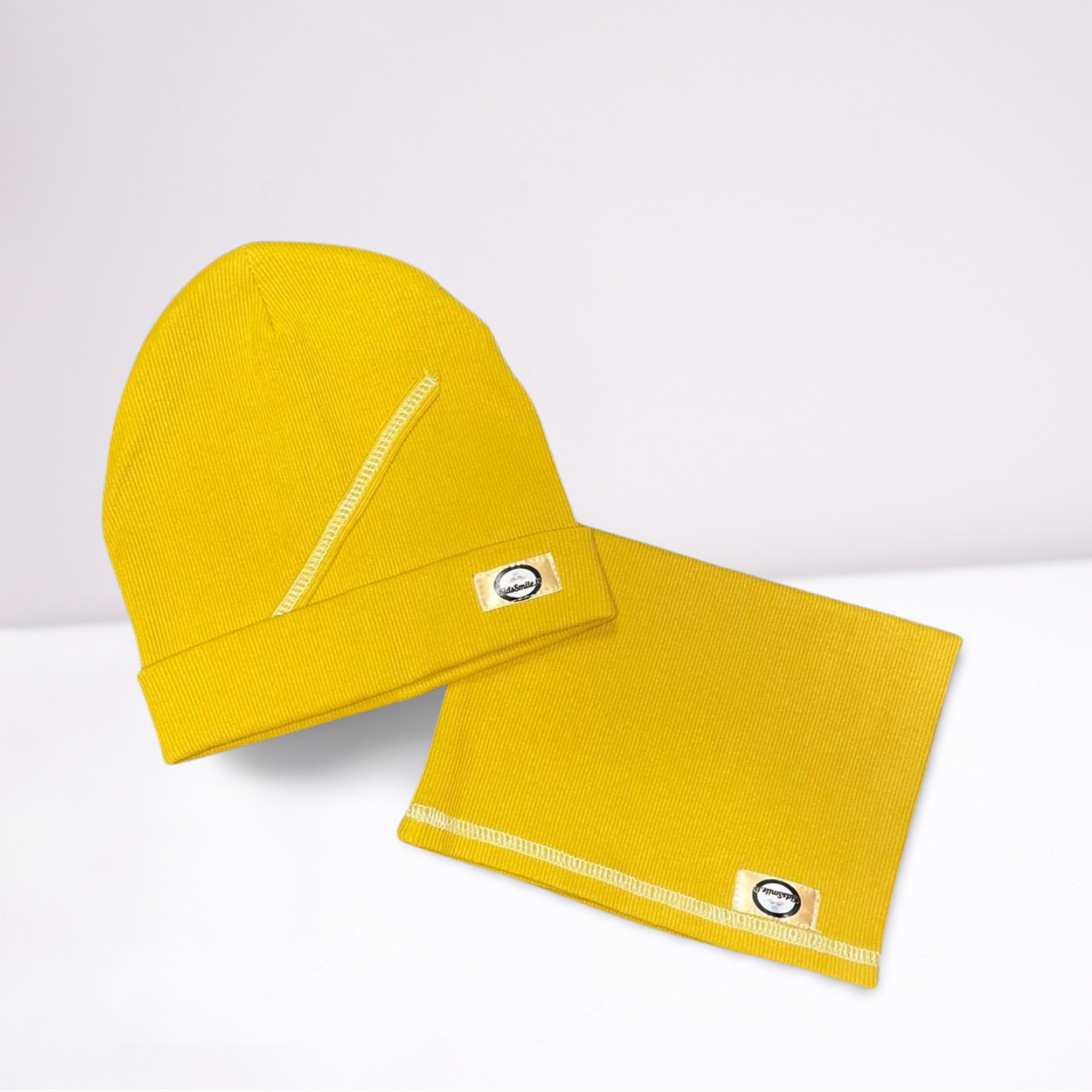 Geltonas komplektukas