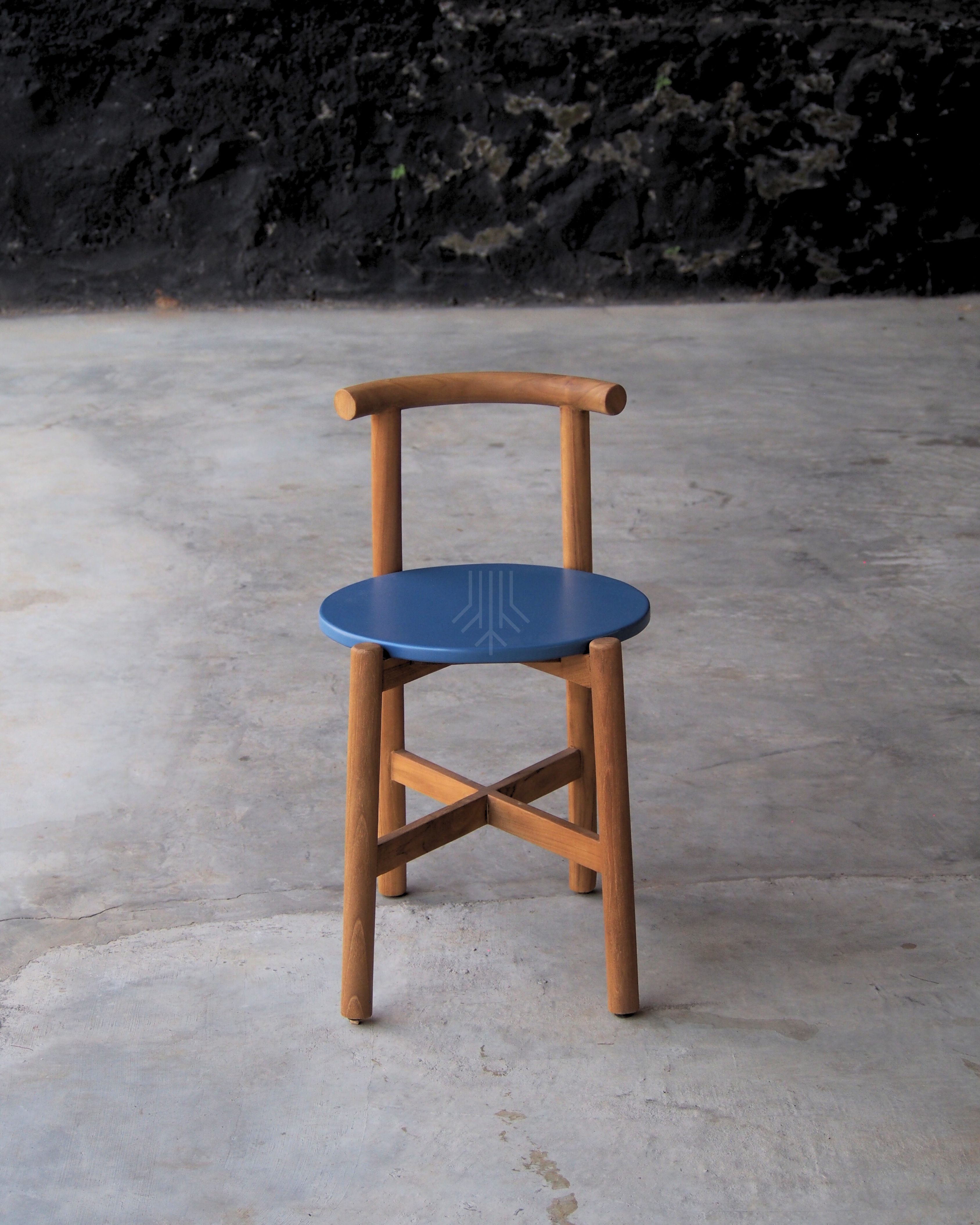 Nippon Stacking Chair