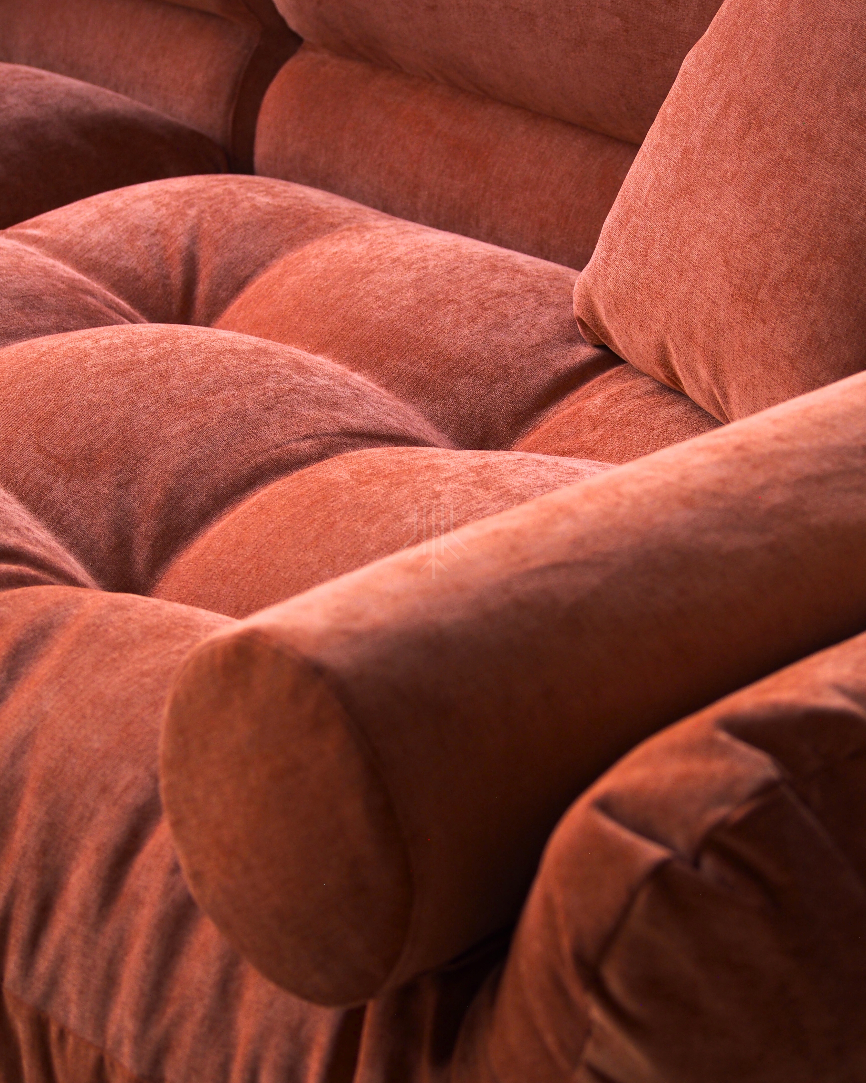 Mora Sofa