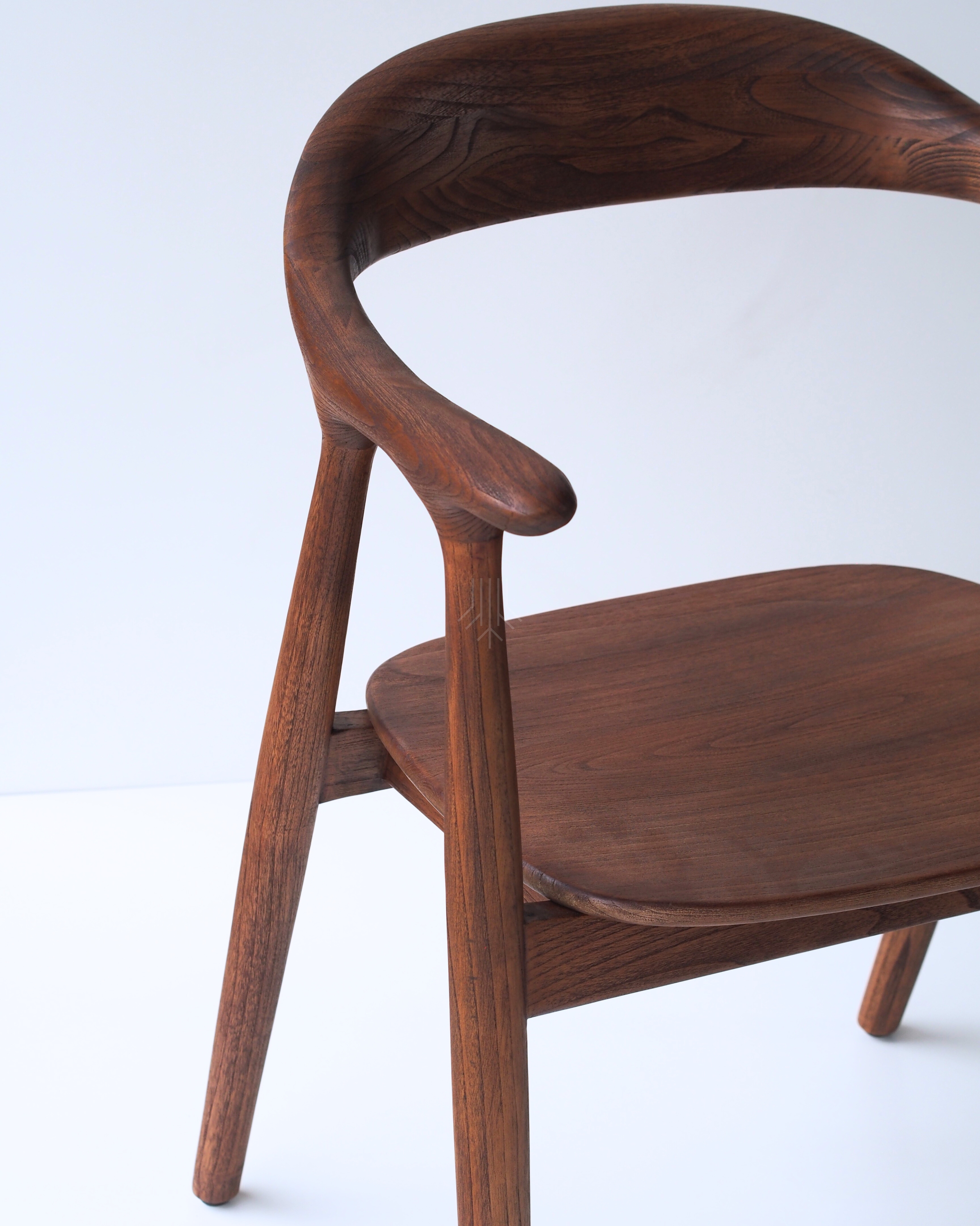 Roma Chair Spesial Walnut