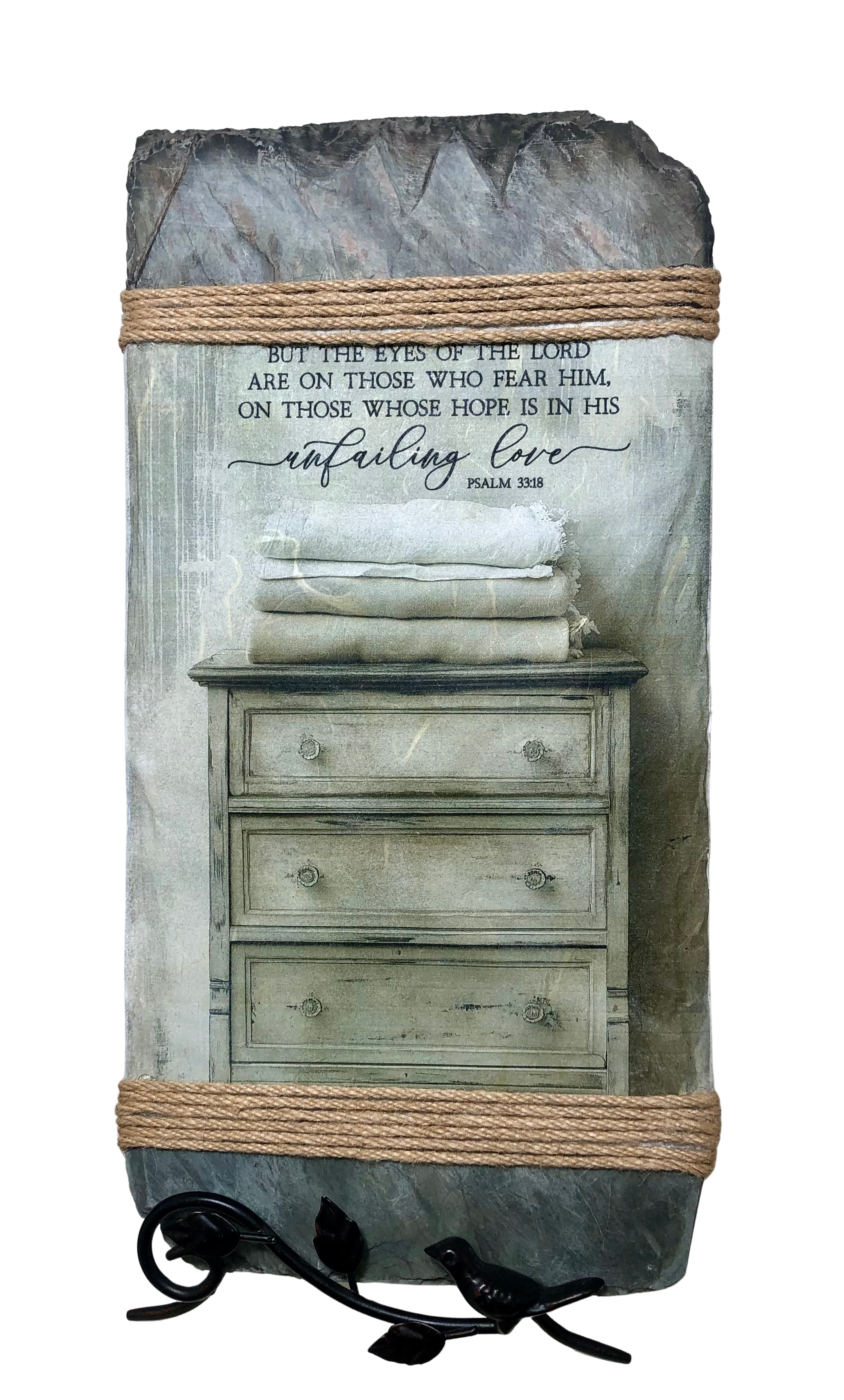 Handcrafted Slate Wall Decor, Psalm 33:18, Country Dresser and Quilts, 8X16 inches