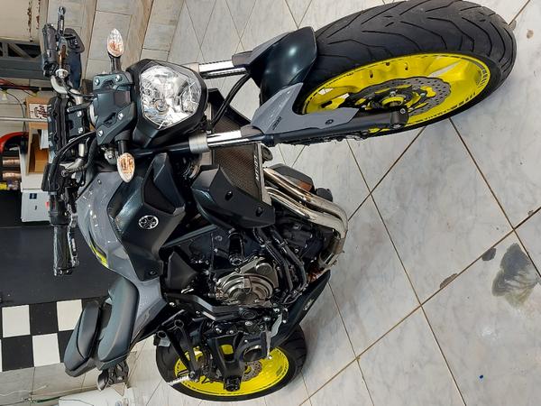 TRATO FINO EM MOTO