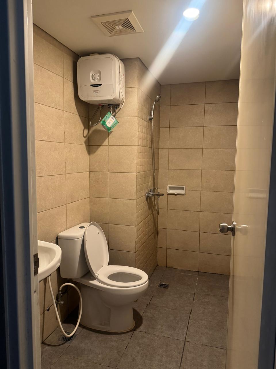 2BR SEMI FURNISH - 752102PT