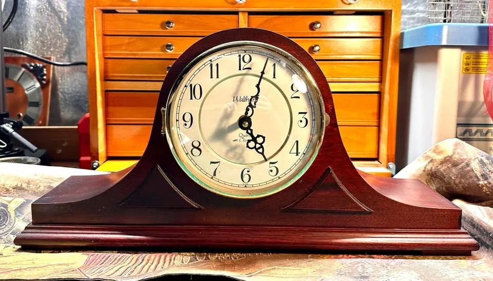 Waltham Mantle Clock (Quartz) 