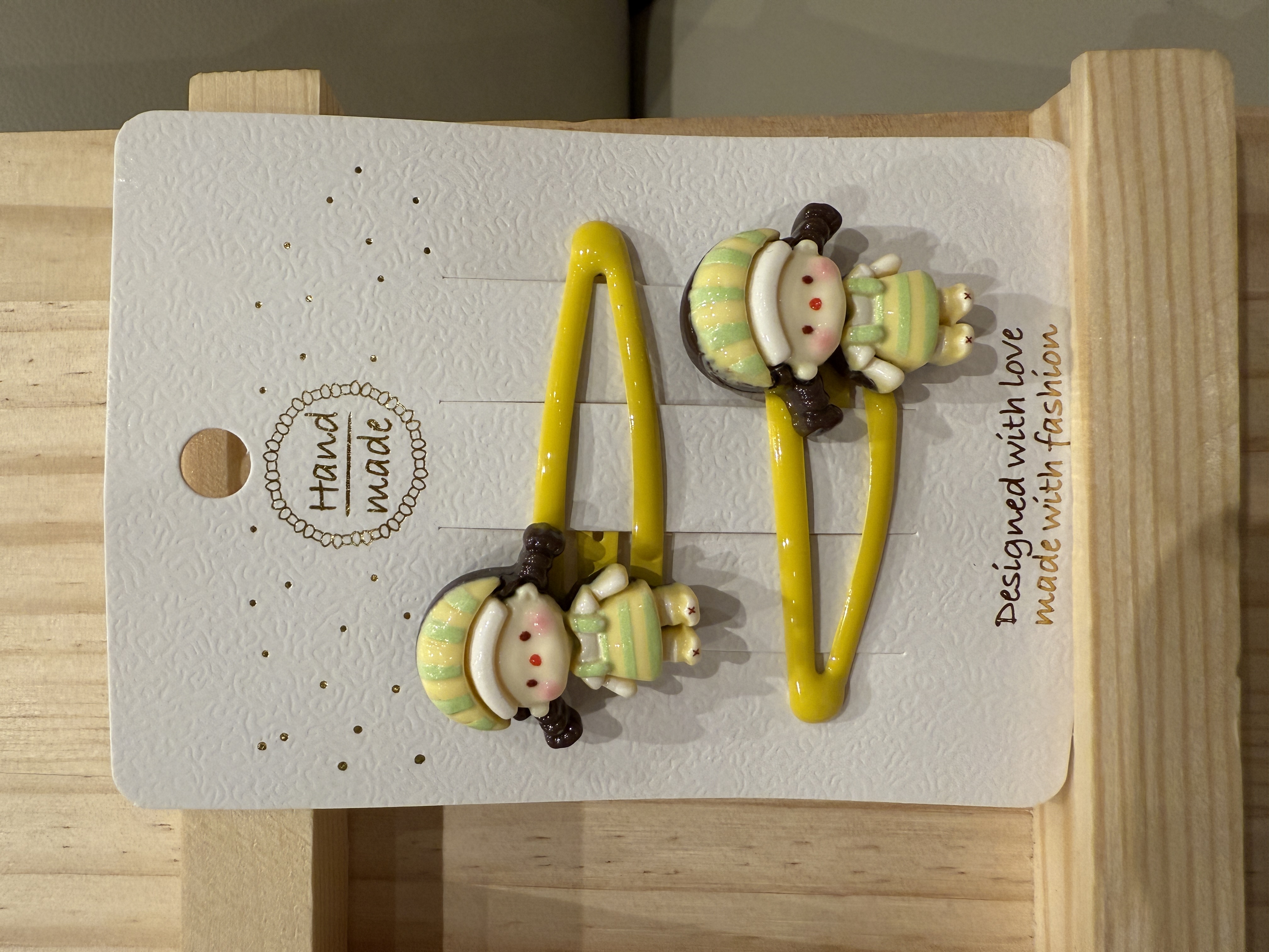 Brown Hair Girl Hair Clips