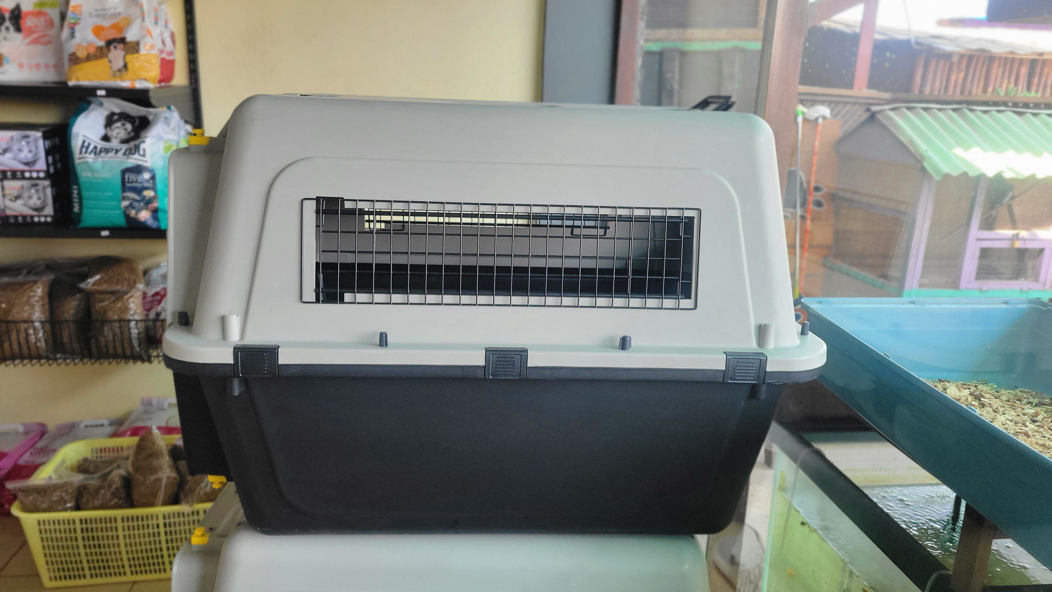 Extra large Pet Travel Carrier(101.7 * 71 *71 cm)