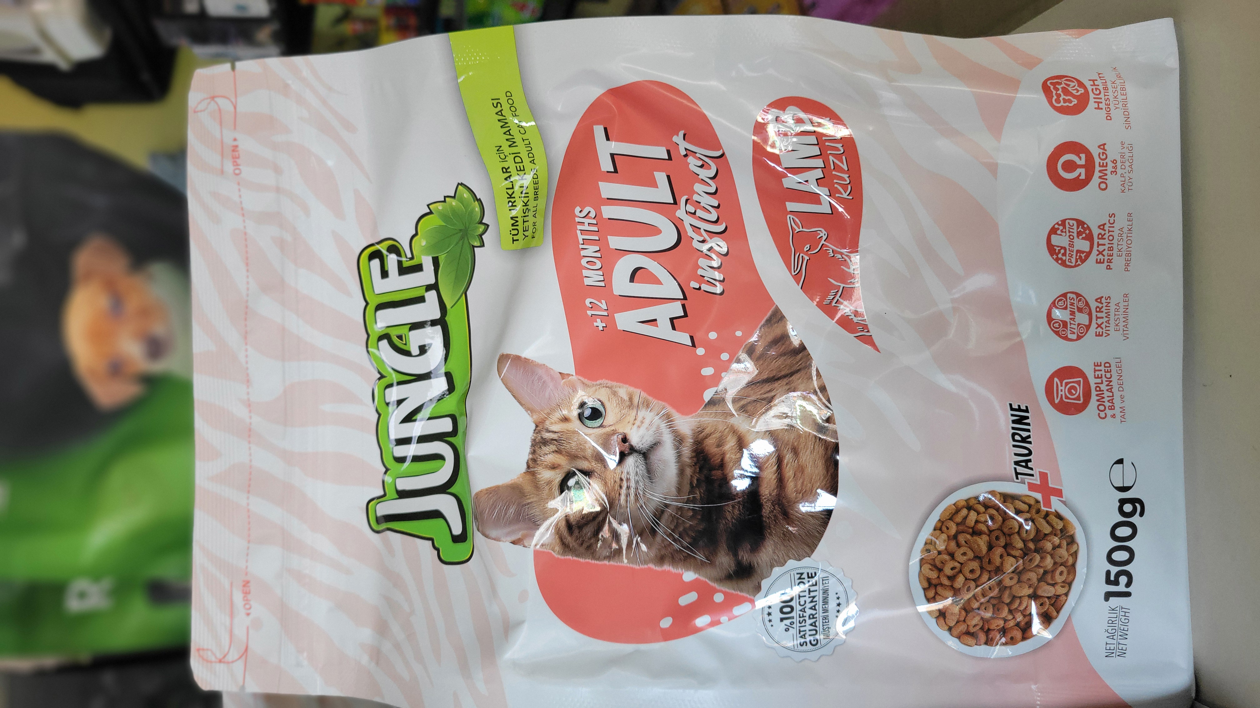 Jungle Adult Cat Food Lamb 1500g