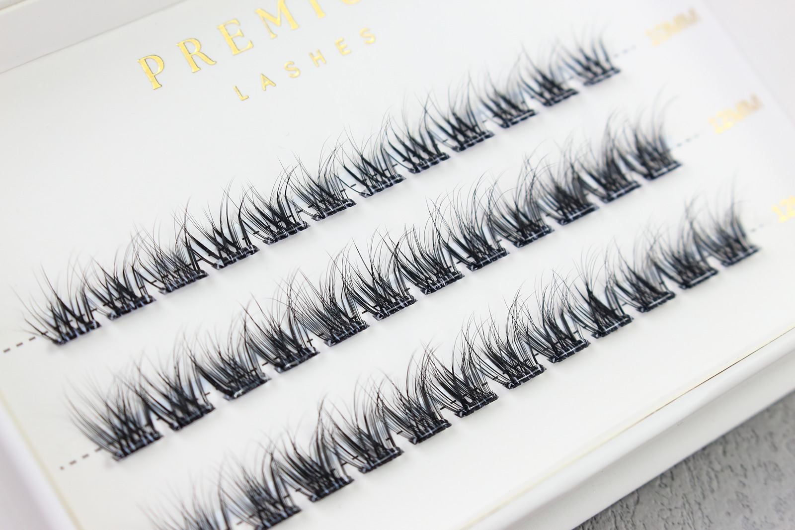 Pure - drukwimpers met een naturelle look