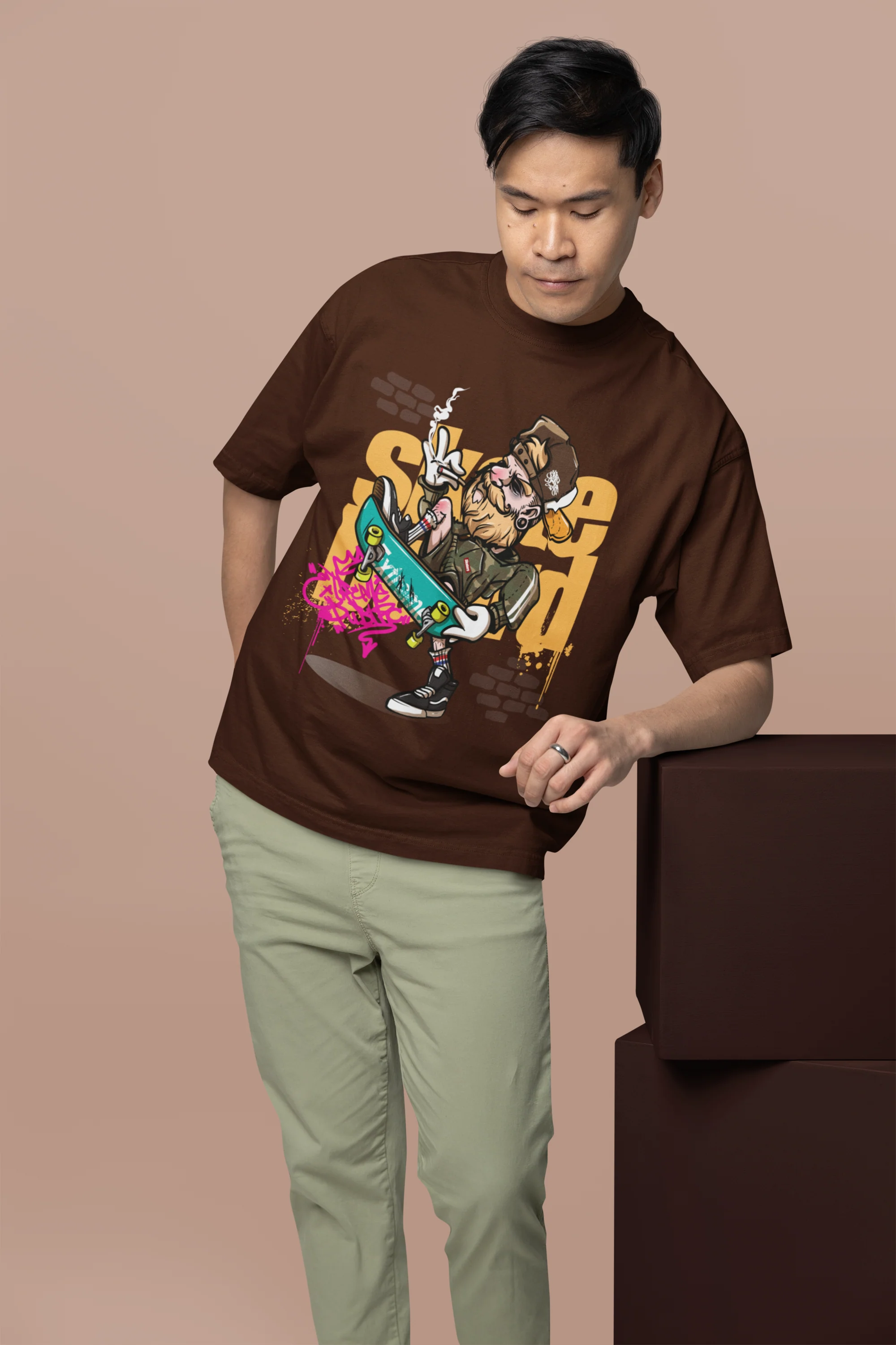 Oversized Graphic Street Art Brown T-Shirt