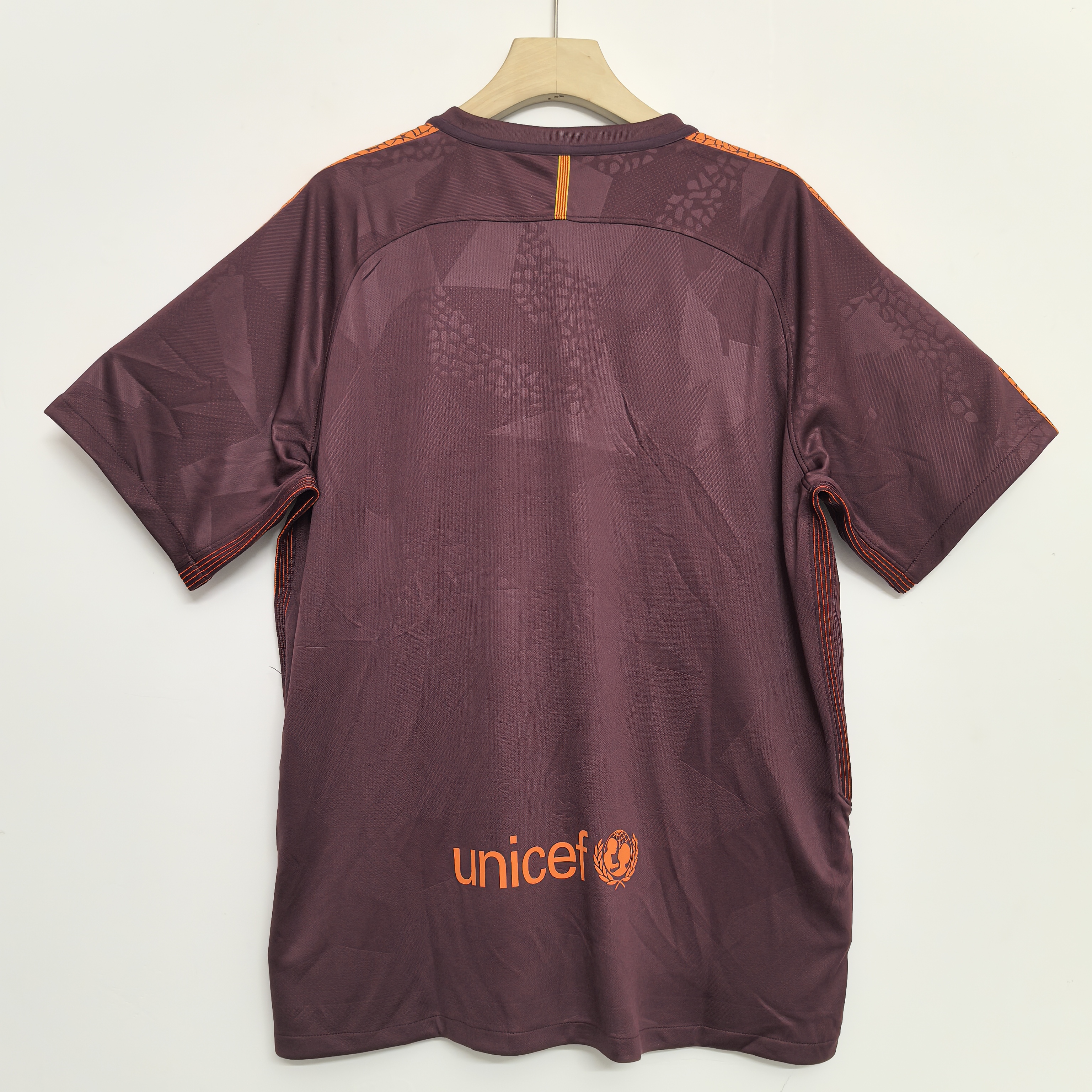 17-18 Retro Version FC Barcelona Away Jersey