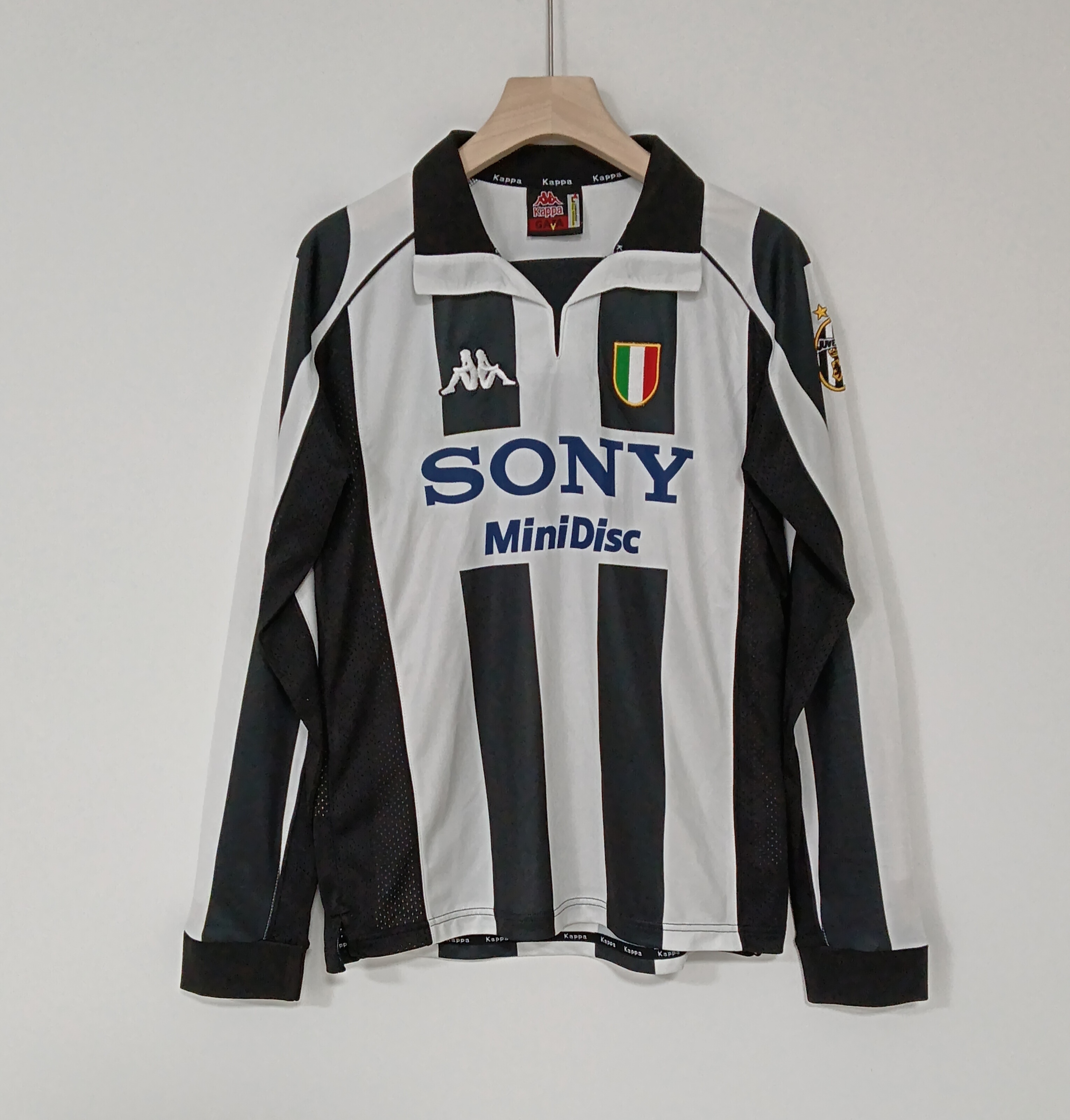 1997-98 Retro Version Juventus  Home Football Jersey