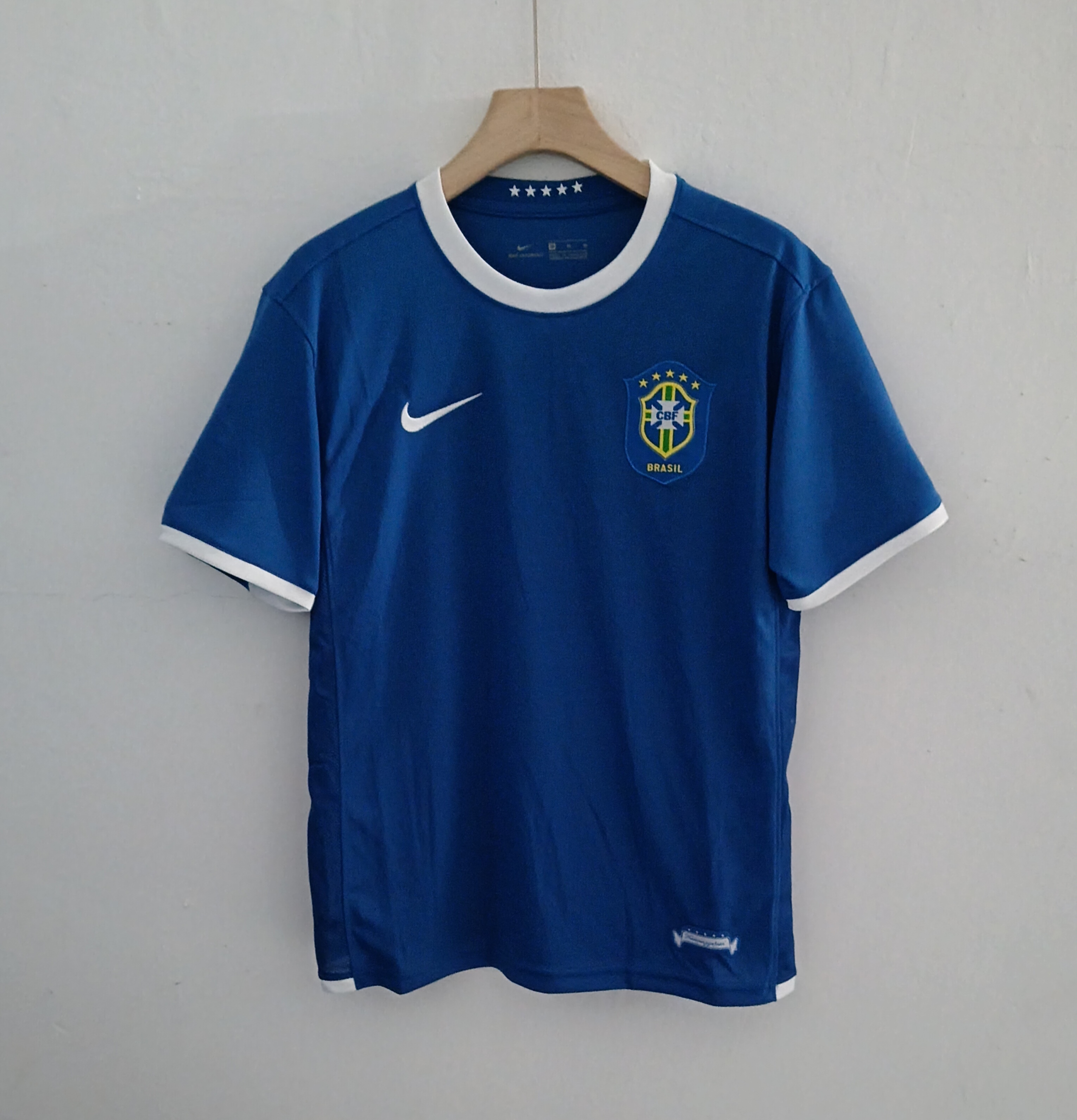 06 Retro Version Brazil National Football Team Away Jersey