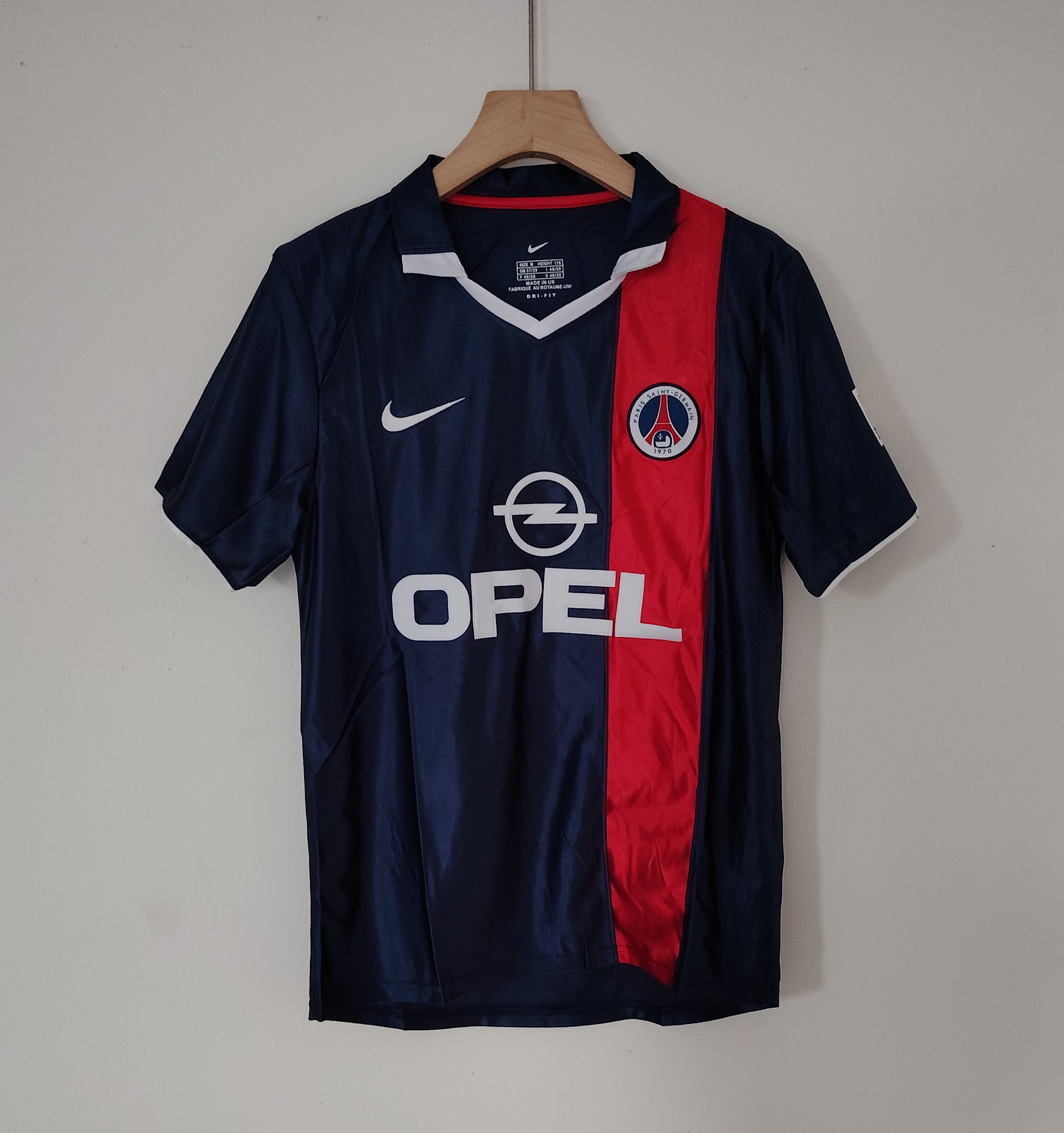 01-02 Retro Version Paris Saint-Germain 2000/01 Home Jersey