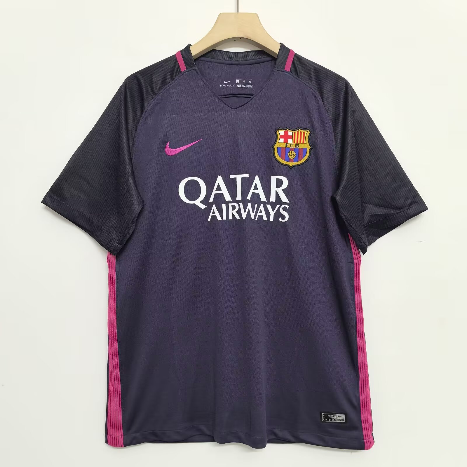 16-17 Retro Version FC Barcelona Away Jersey