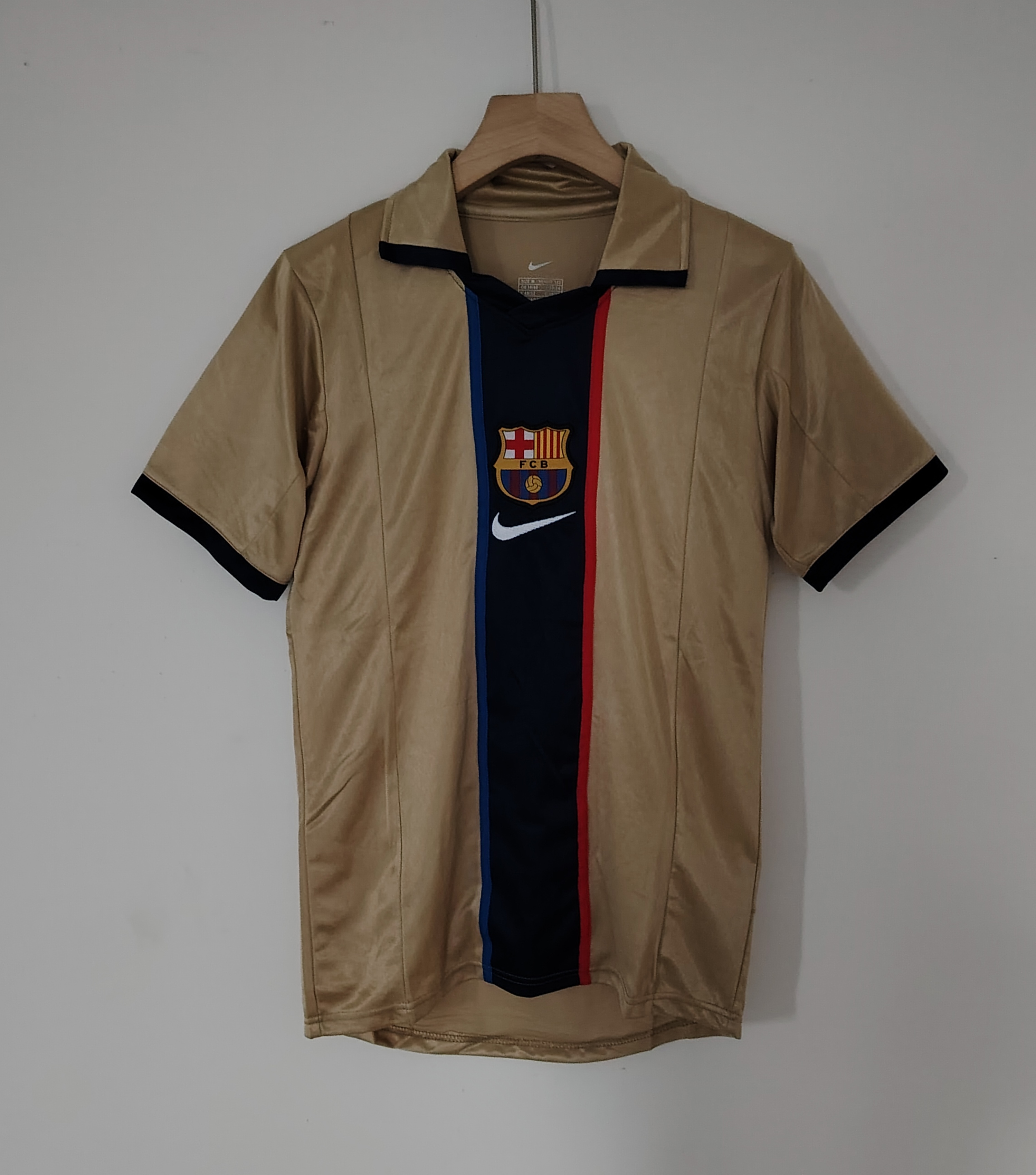 02-03 Retro Version FC Barcelona Gold Retro Football Jersey
