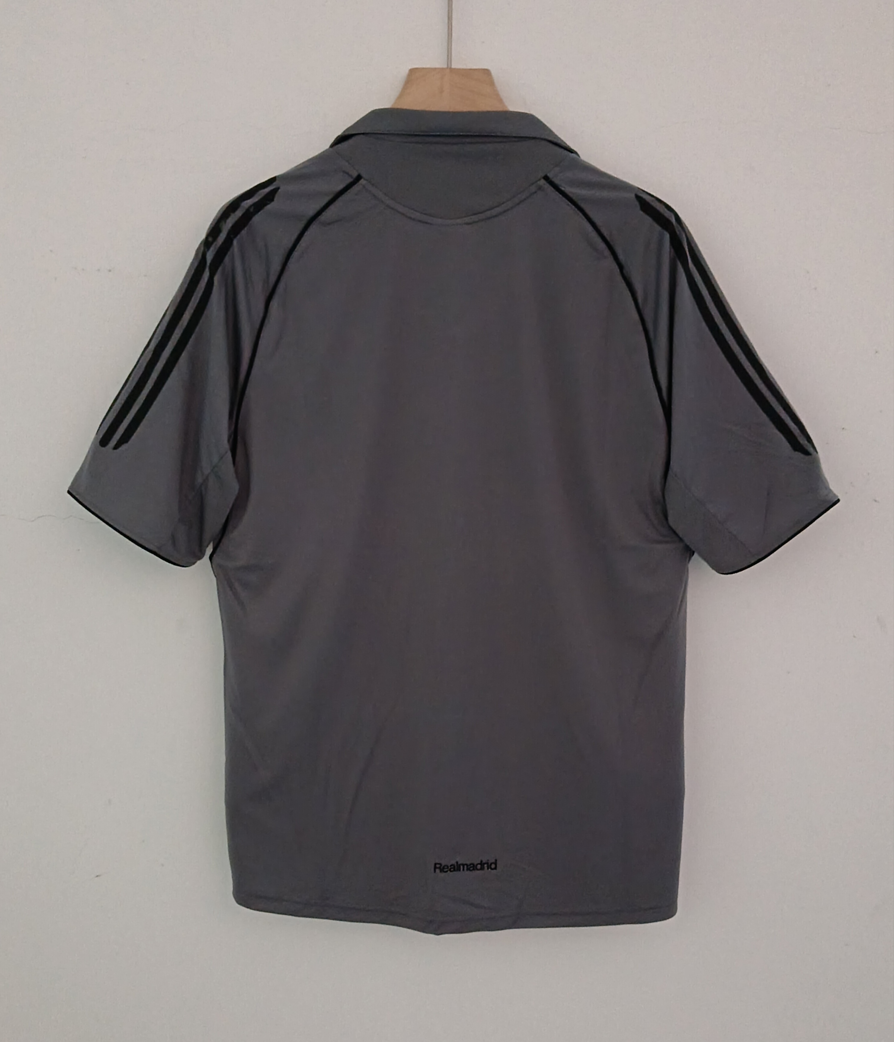 2004/05 Retro Version Real Madrid  Siemens Away Jersey