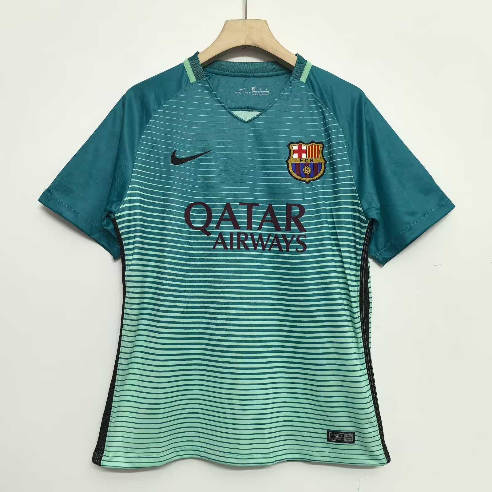 16-17 Retro Version FC Barcelona Away Jersey