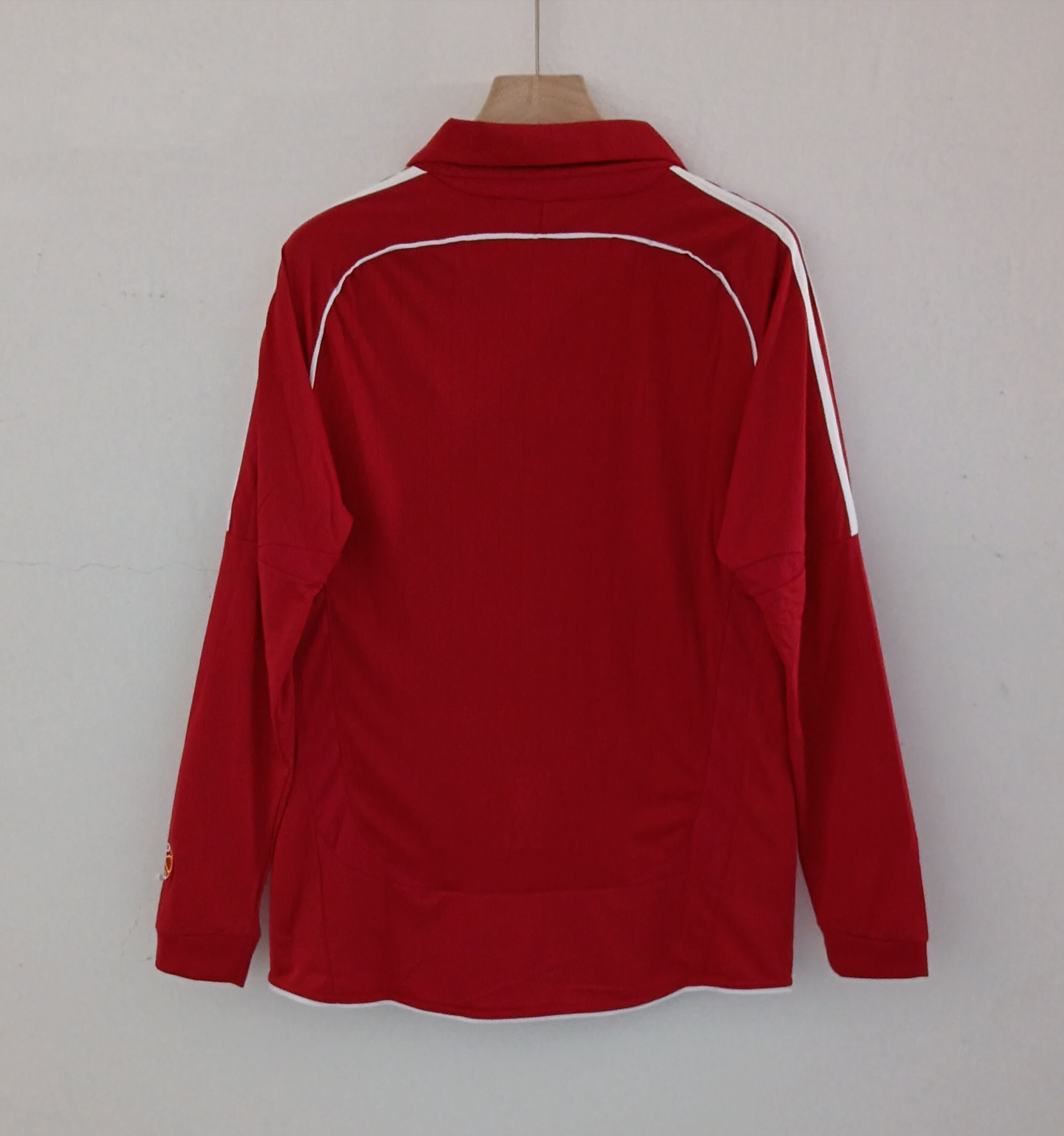 06-08 Liverpool FC Long Sleeve Home Jersey