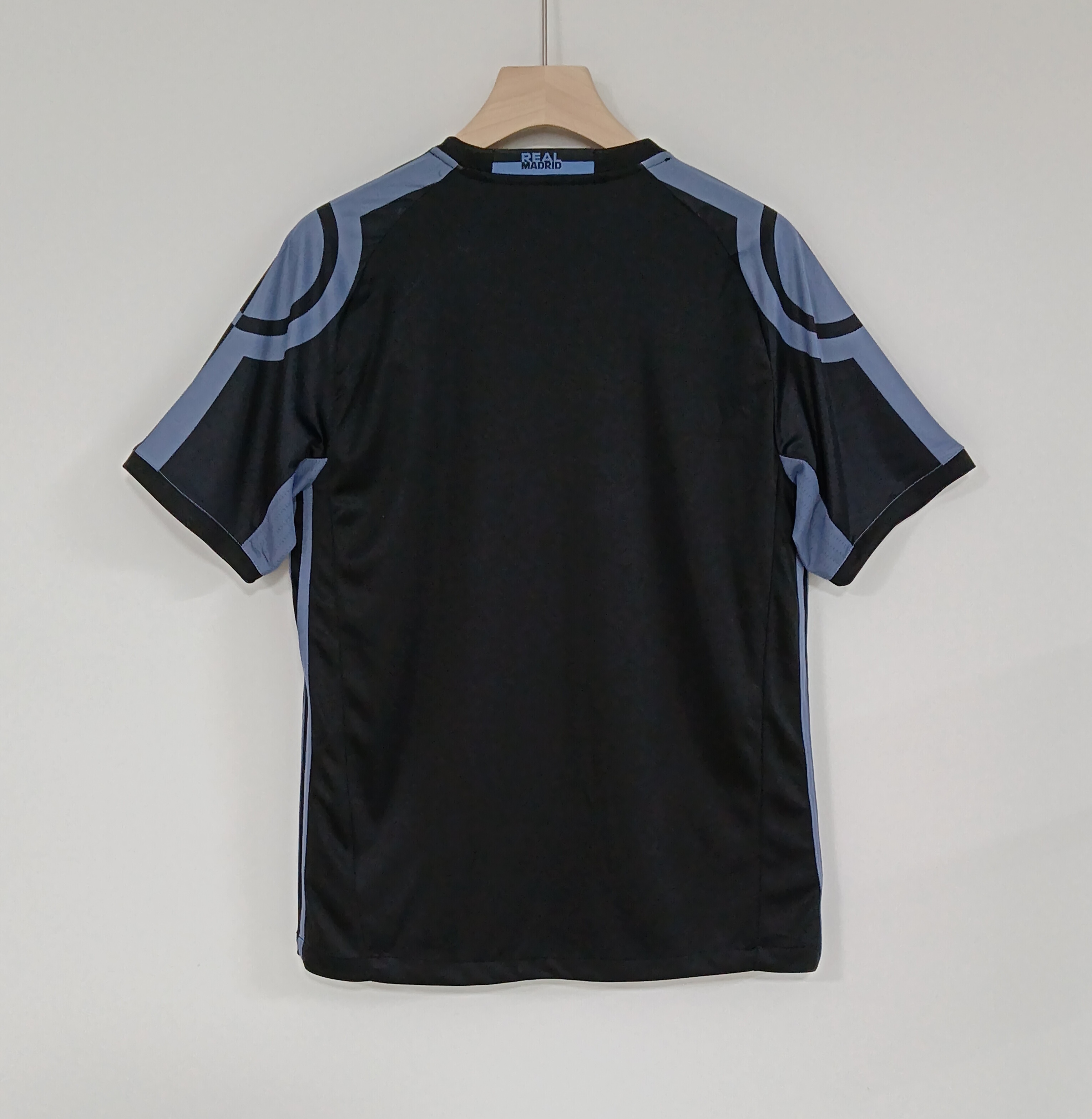 2016/17 Retro Version Real Madrid Away Jersey