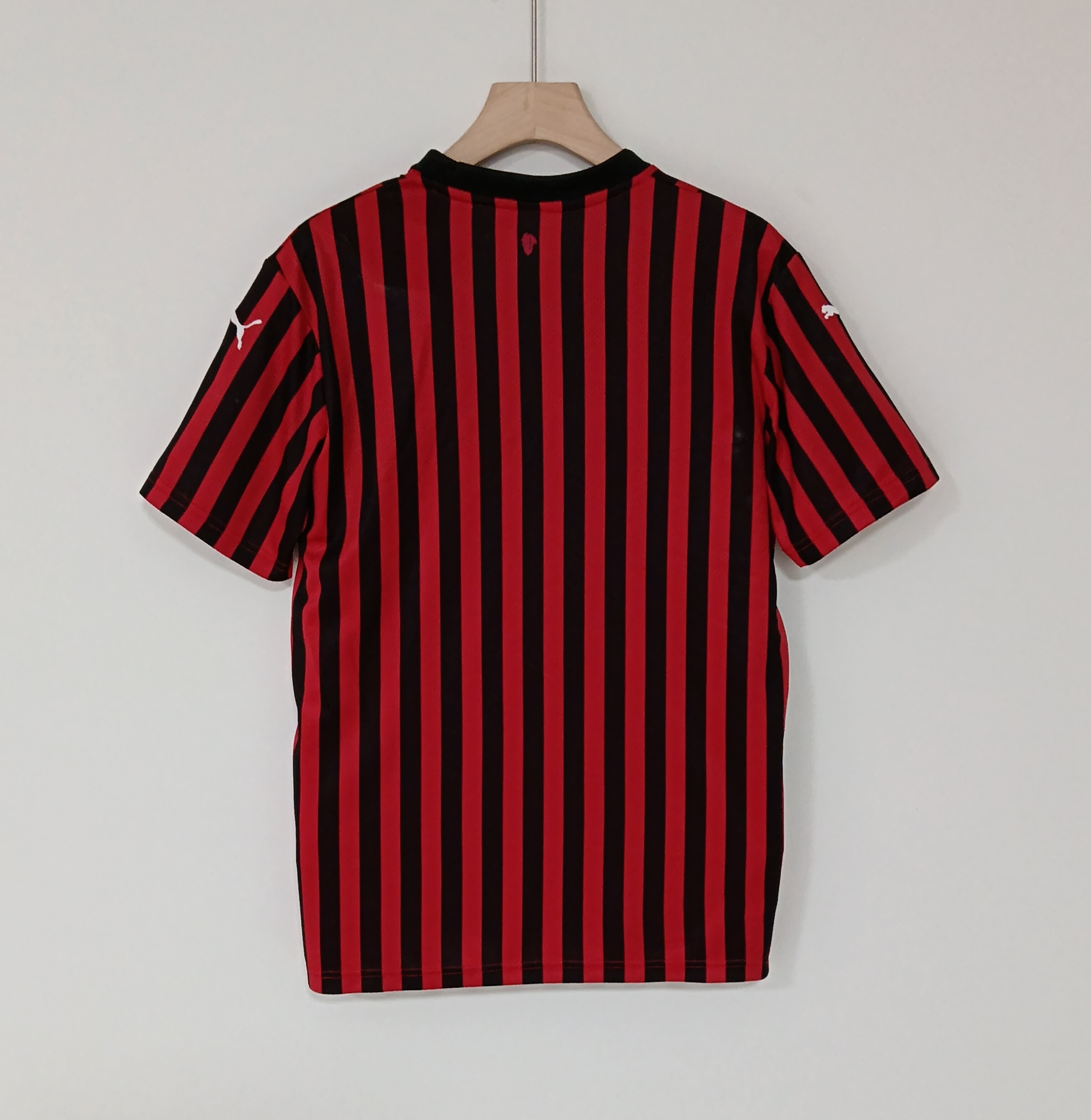 19-20 Retro Version AC Milan Home Jersey