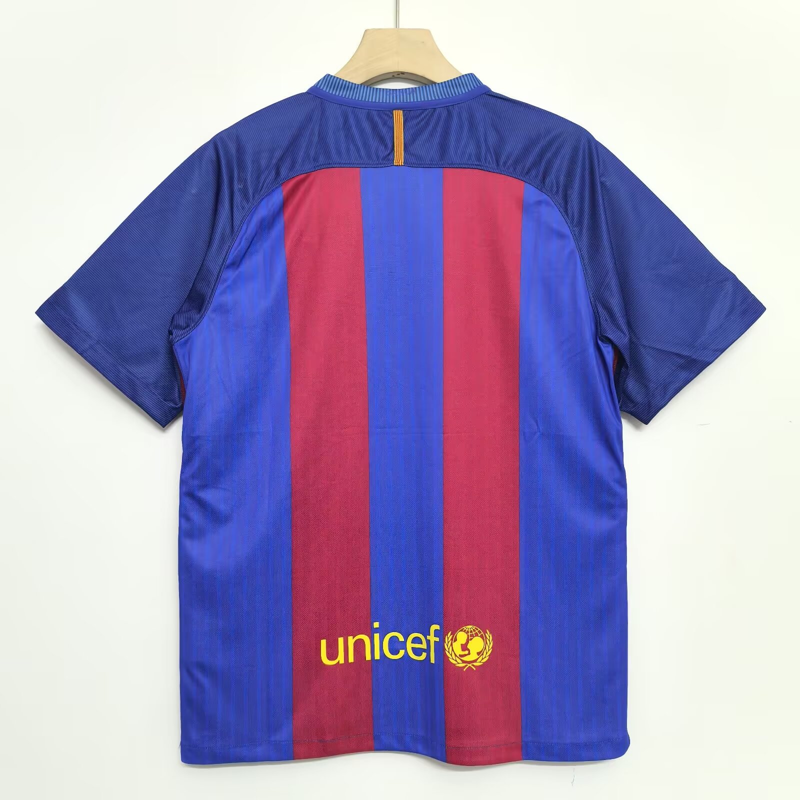 16-17 Retro Version FC Barcelona Home Jersey
