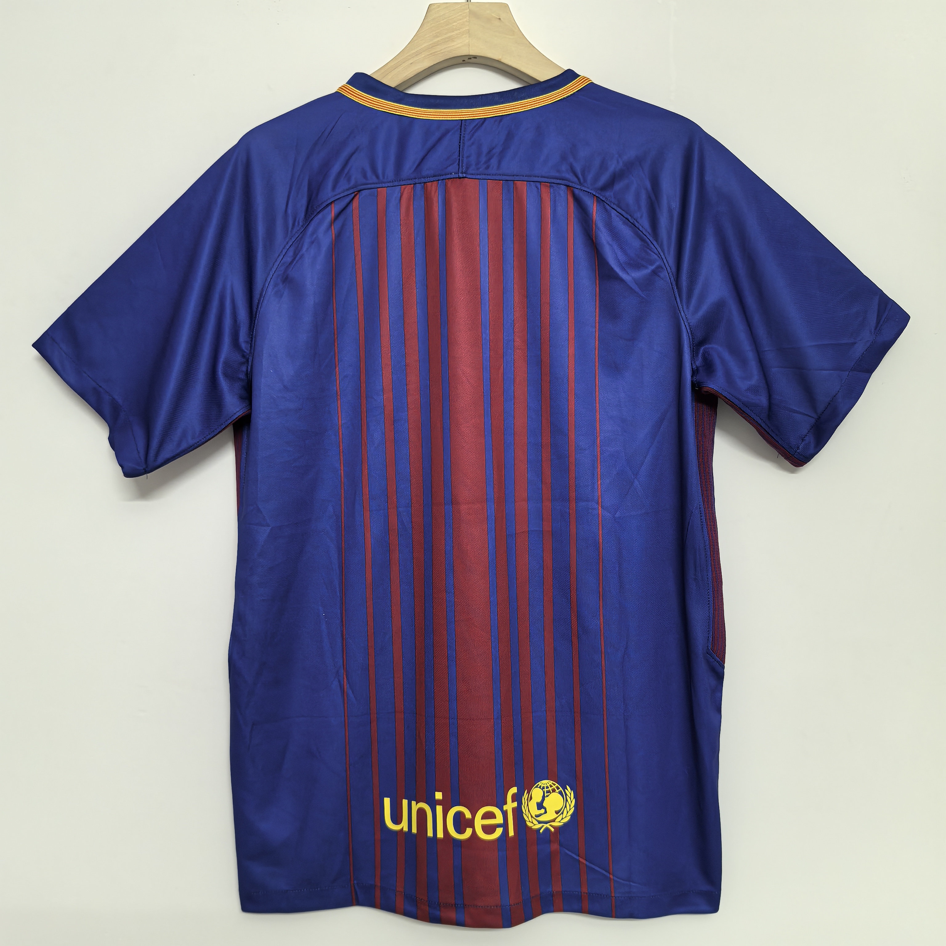 17-18 Retro Version FC Barcelona Home Jersey