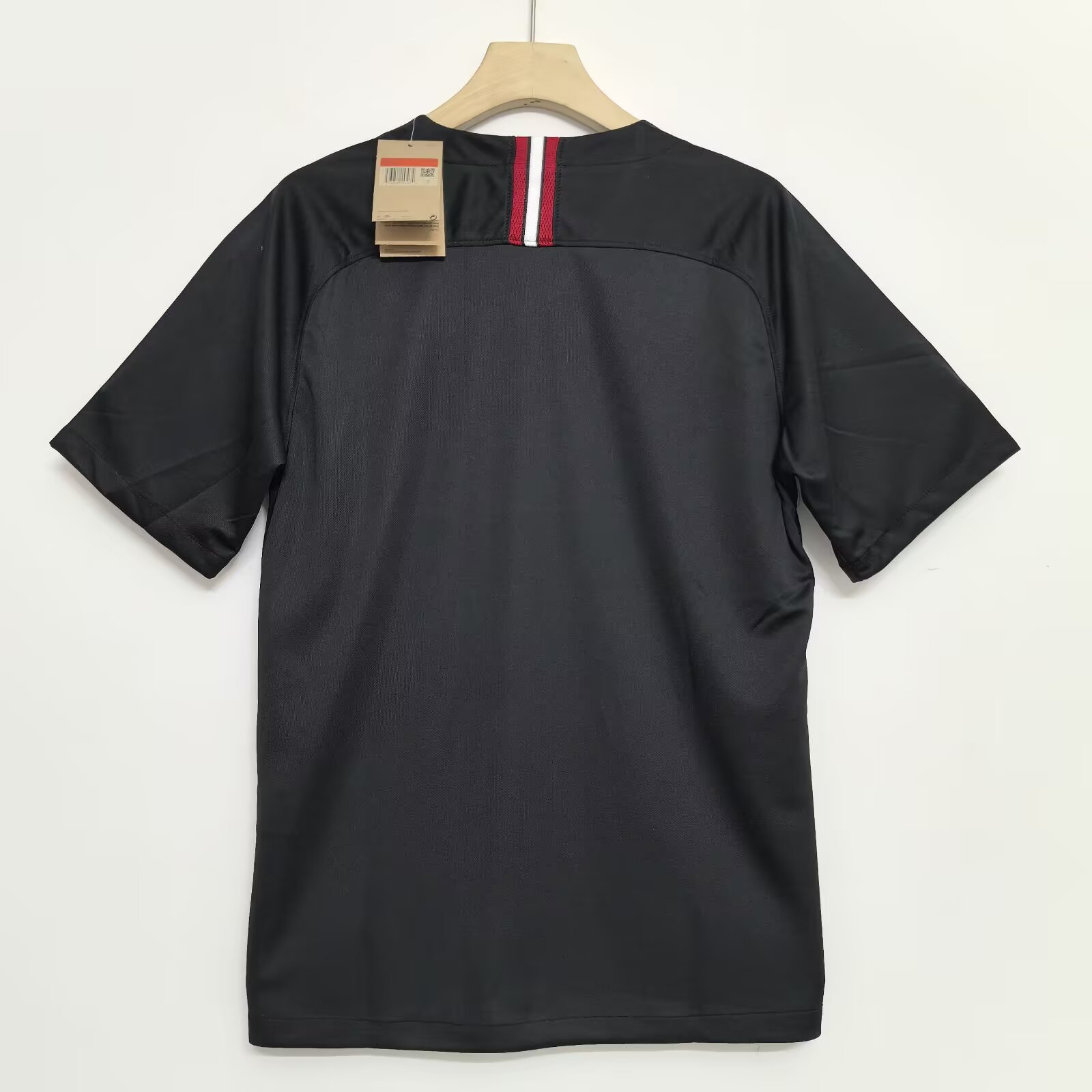 18-19 Retro Version Paris Saint-Germain Football Jersey