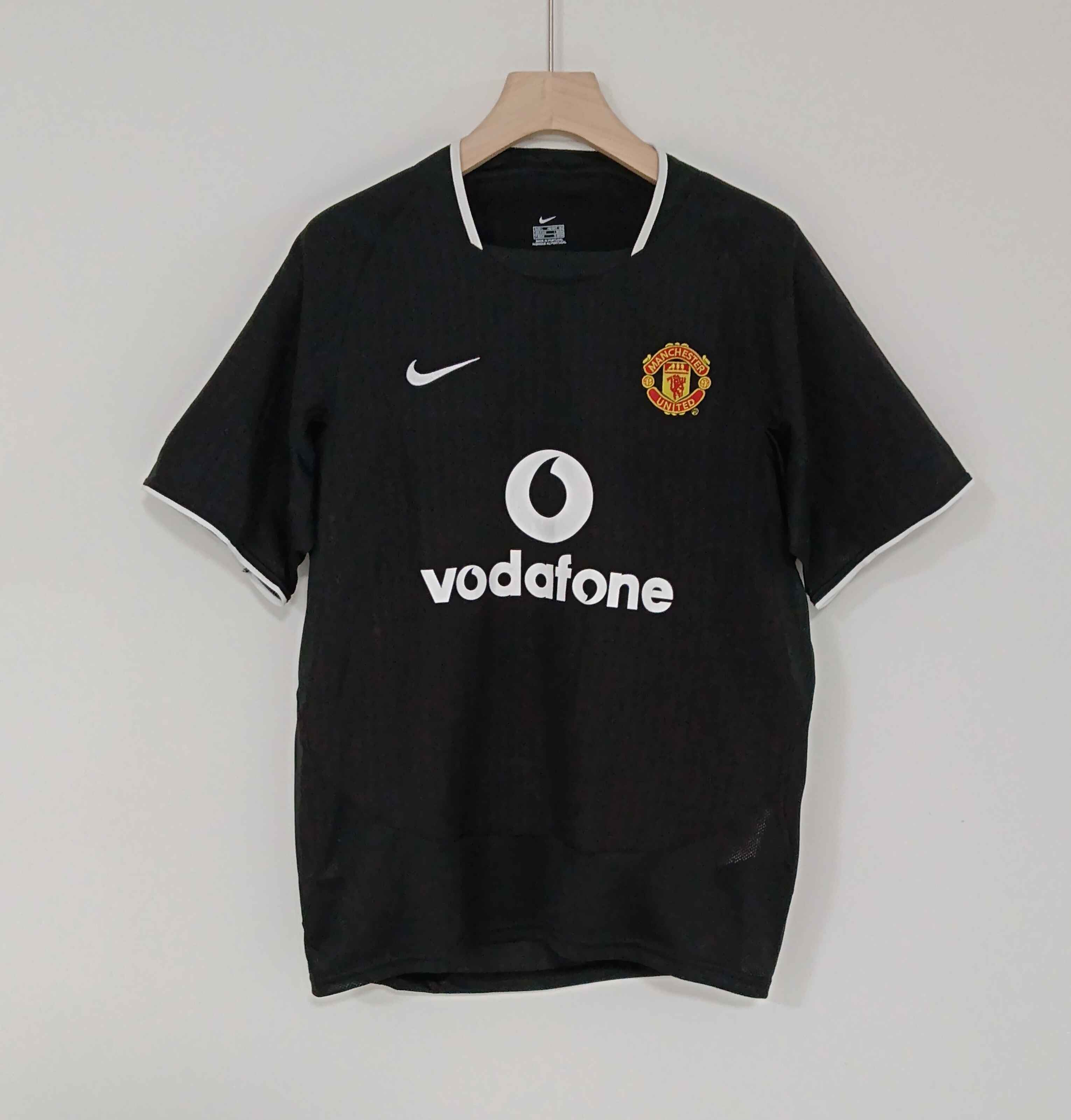 03-05 Retro Version Manchester United Away Jersey