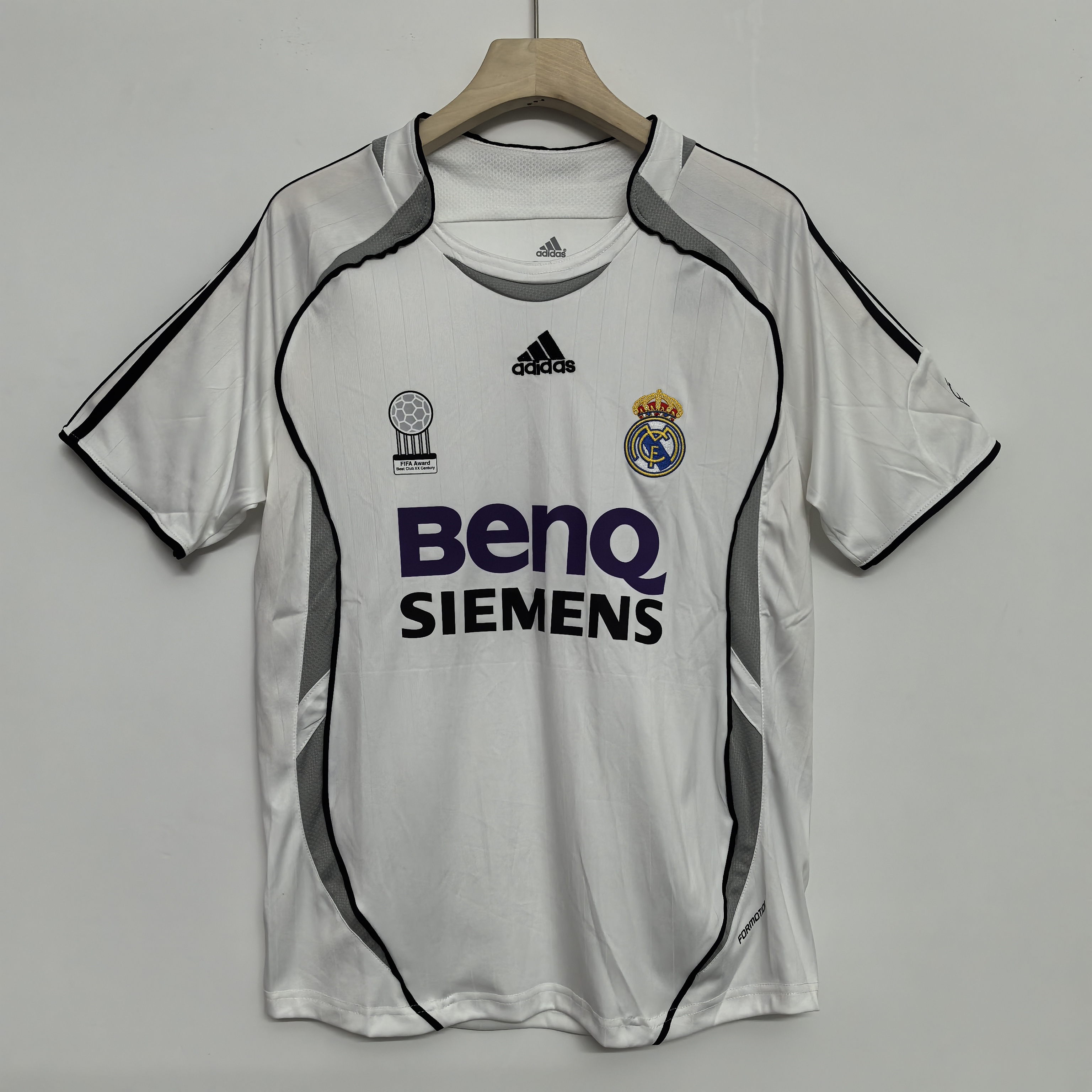 2006/07 Retro Version Real Madrid Home Jersey
