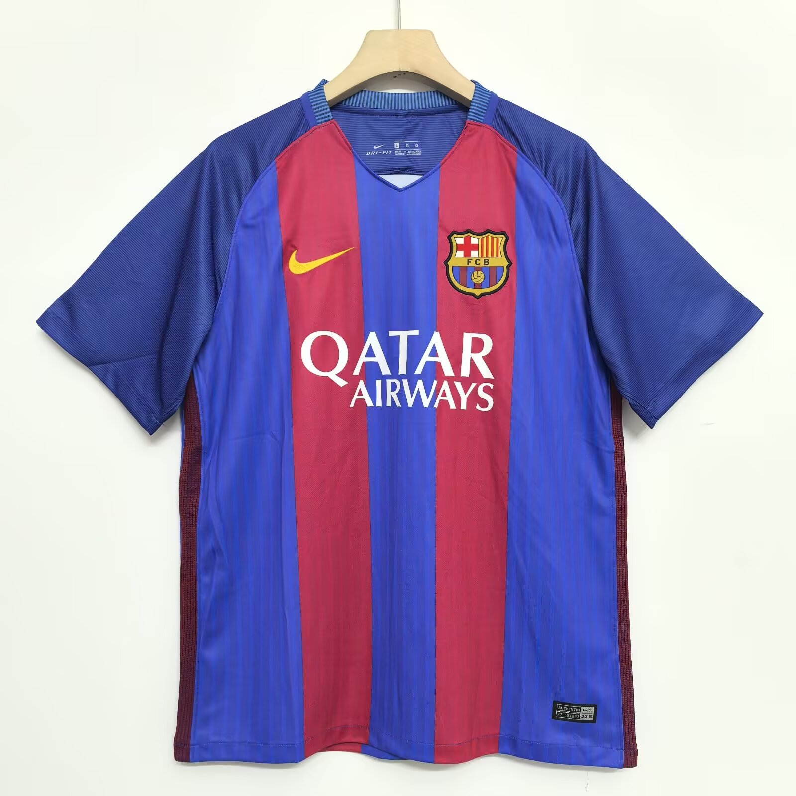 16-17 Retro Version FC Barcelona Home Jersey