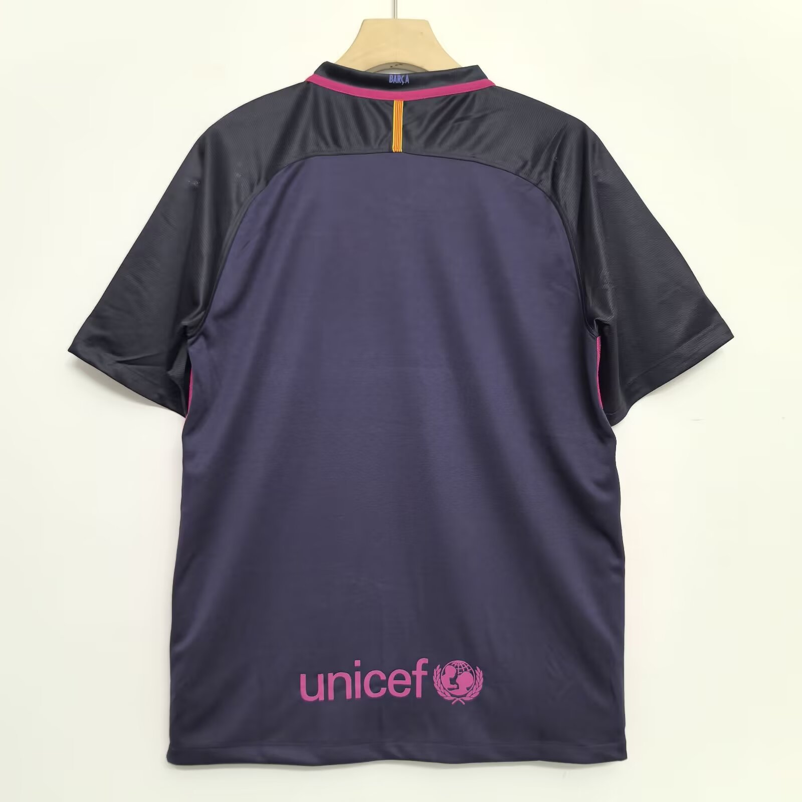 16-17 Retro Version FC Barcelona Away Jersey