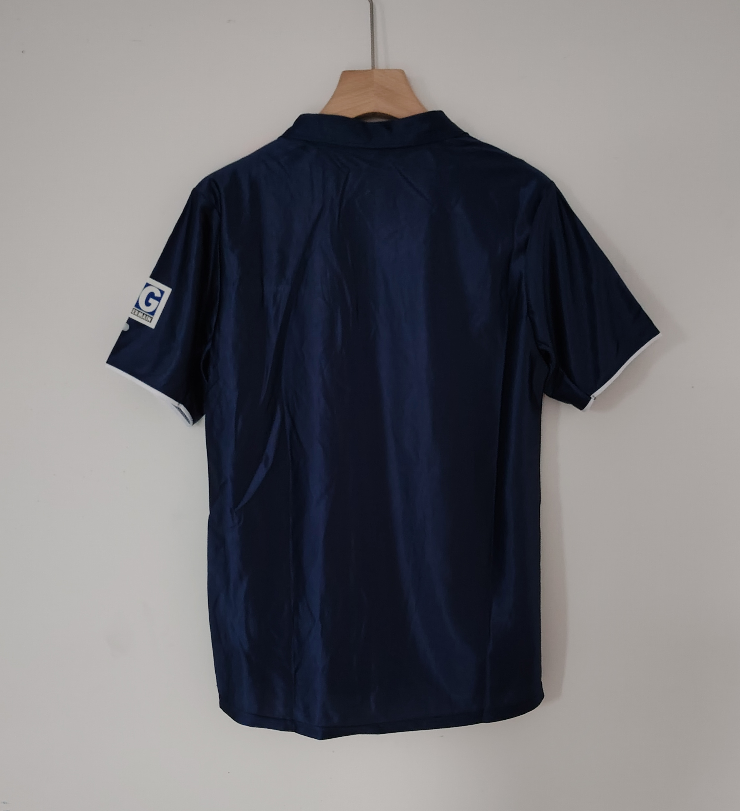 01-02 Retro Version Paris Saint-Germain 2000/01 Home Jersey