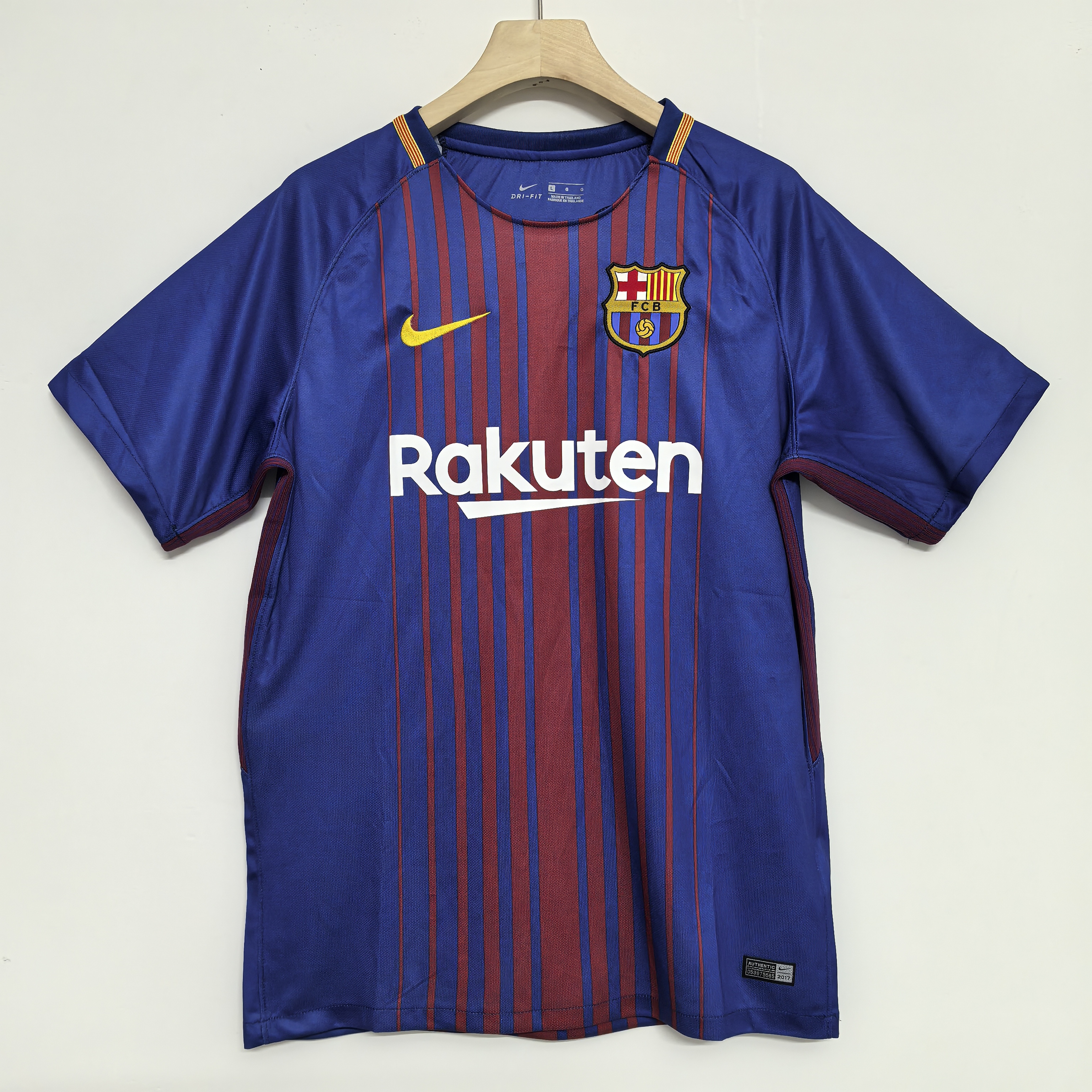 17-18 Retro Version FC Barcelona Home Jersey