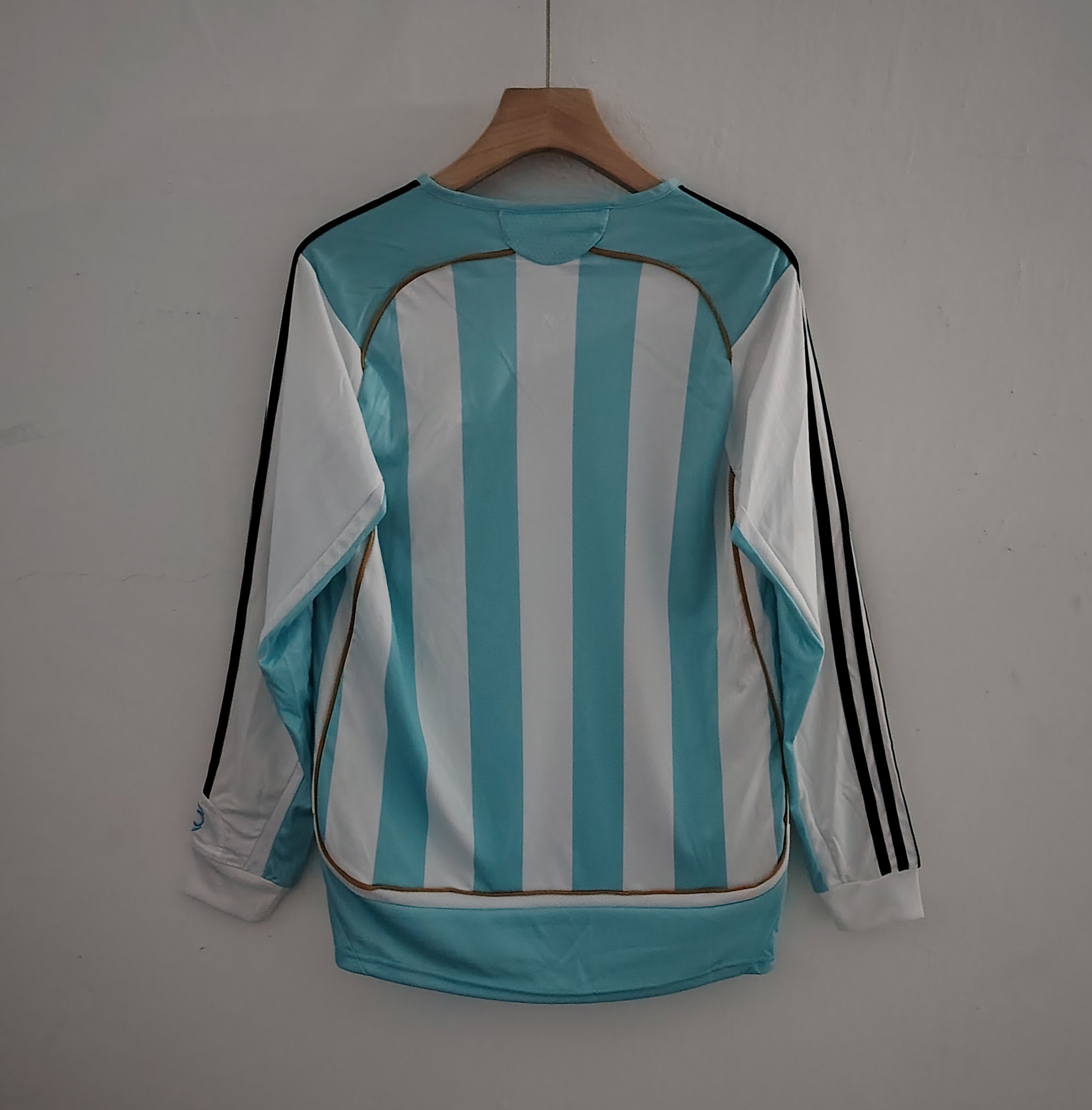 06 Retro Version Argentina National Football Team Jersey long sleeves