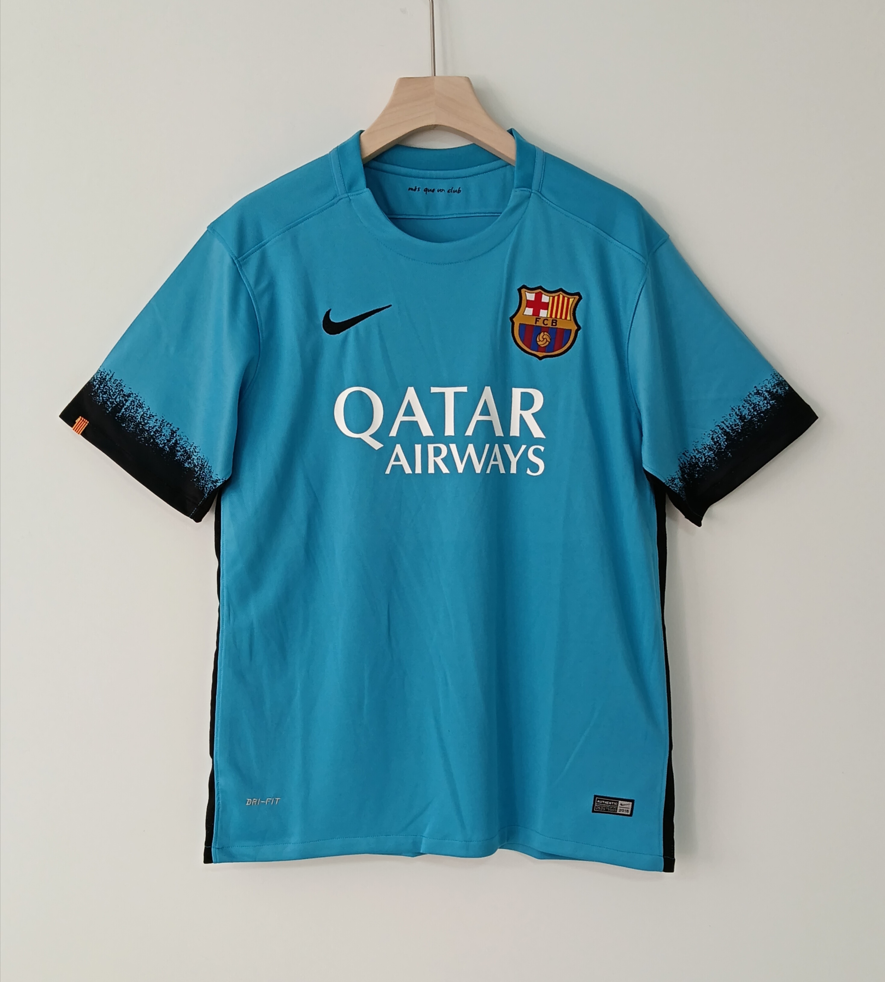 15-16 Retro Version FC Barcelona Away Jersey