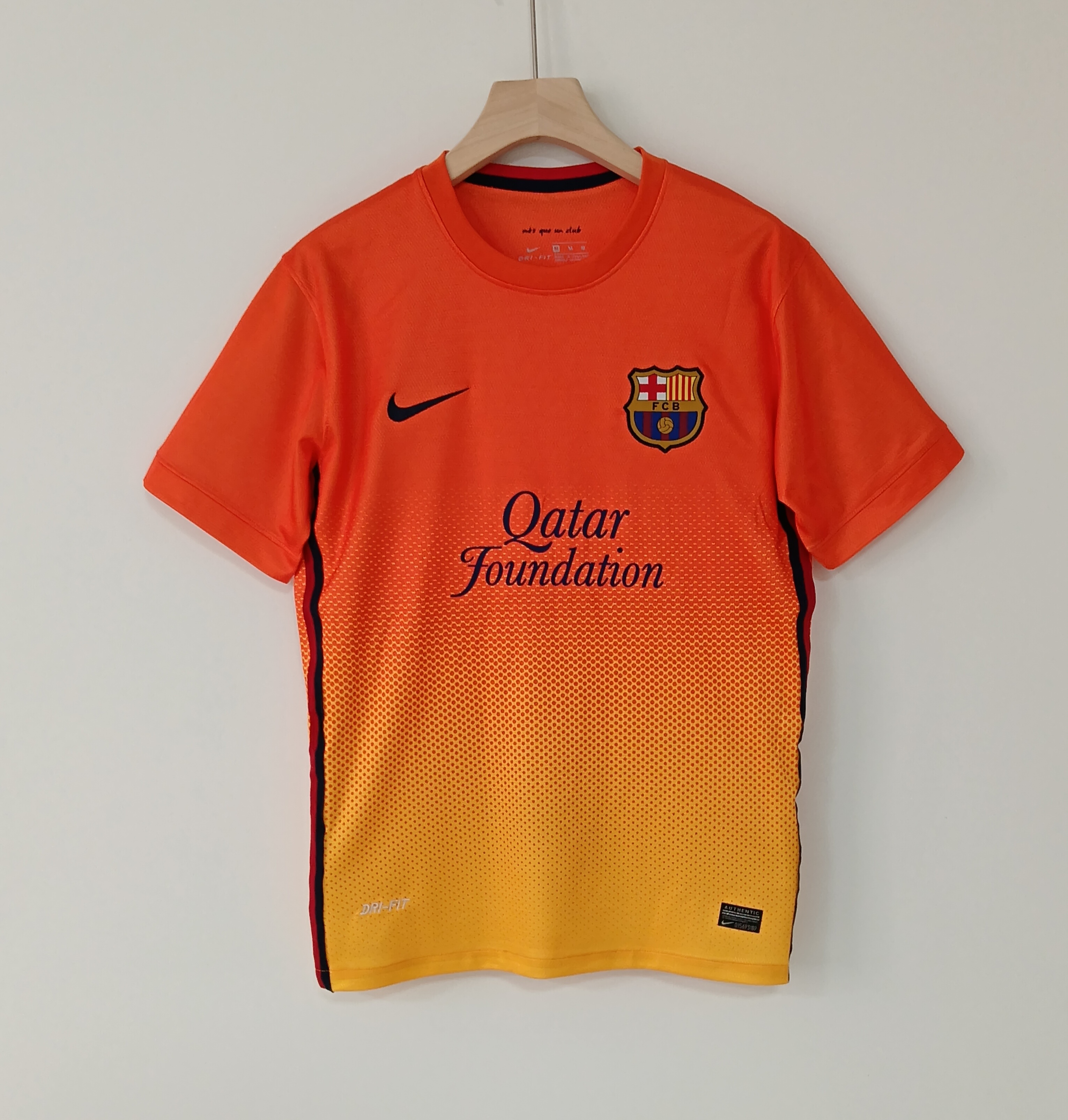 12-13 Retro Version FC Barcelona Away Jersey