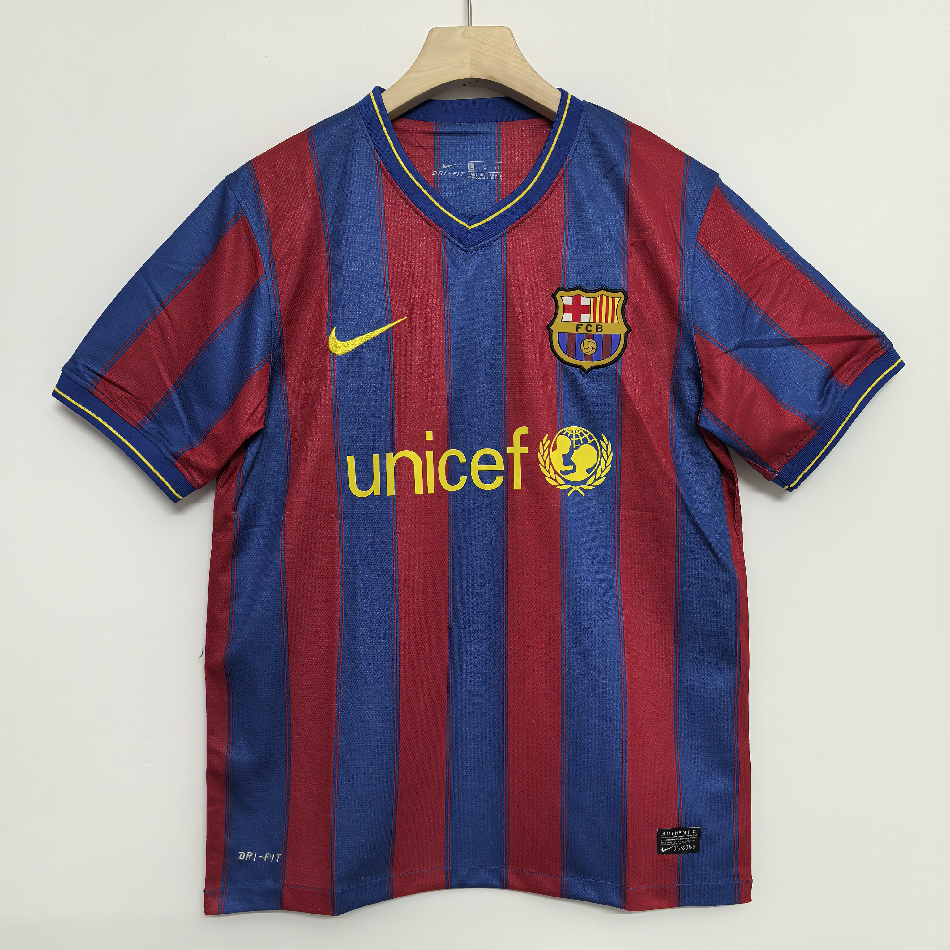 09-10 Retro Version FC Barcelona Home Jersey