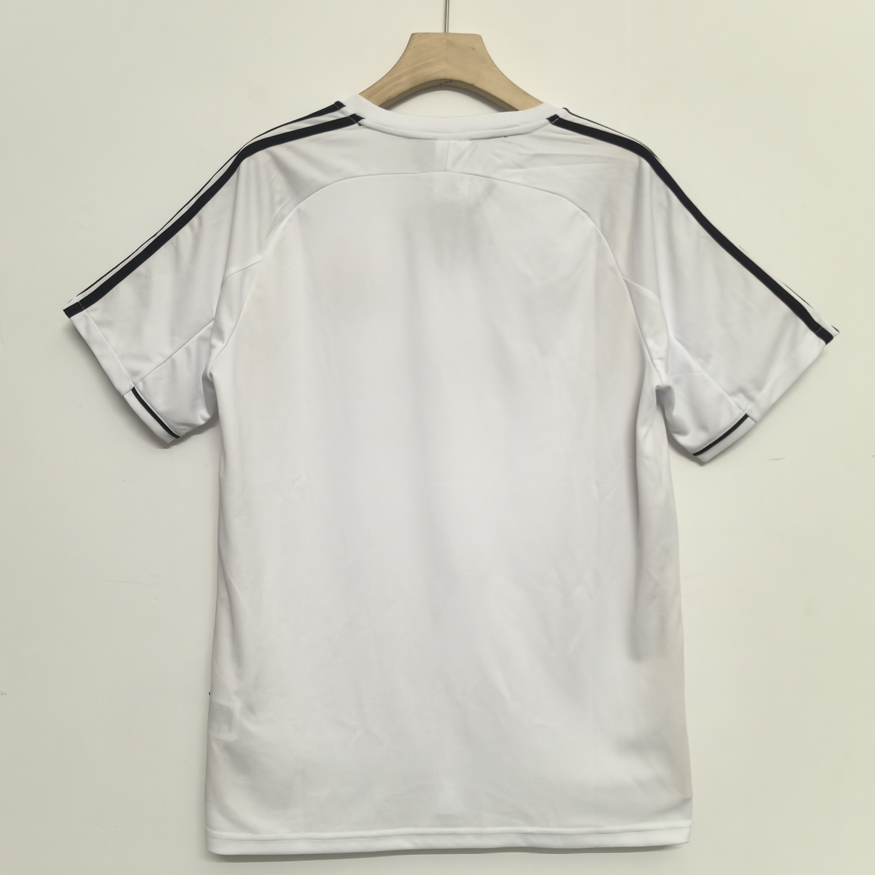 03-04 Retro Version Real Madrid Home Jersey