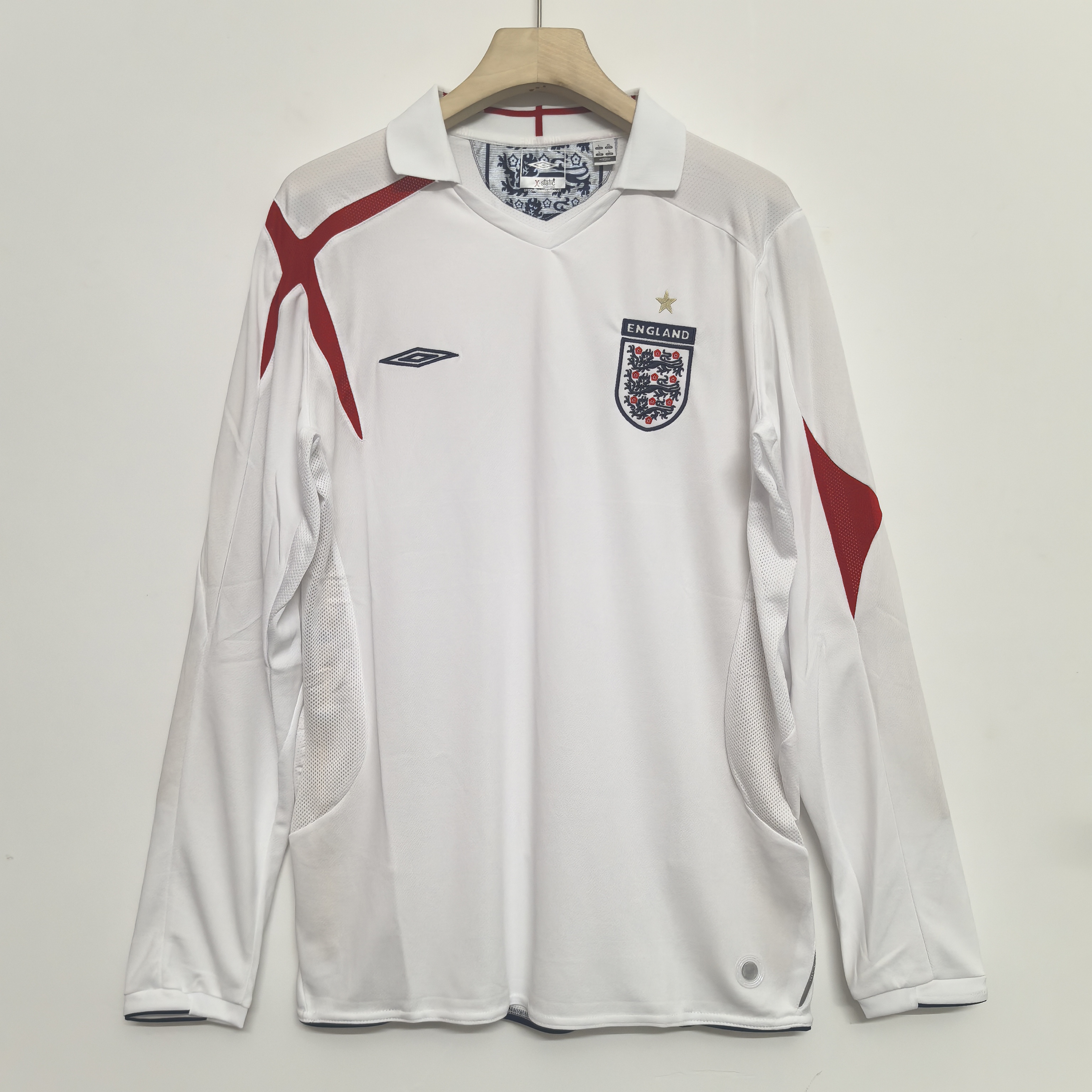 2006 Retro England National Team Long Sleeve Football Jersey