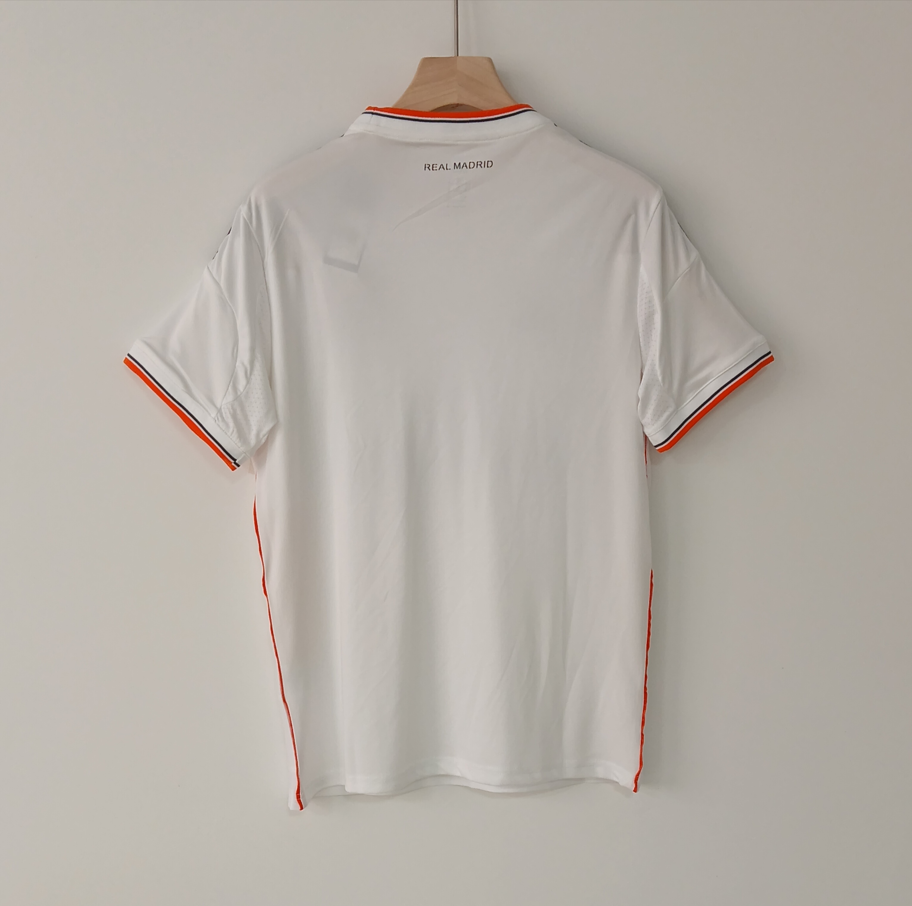 13-14 Retro Version Real Madrid Football Jersey