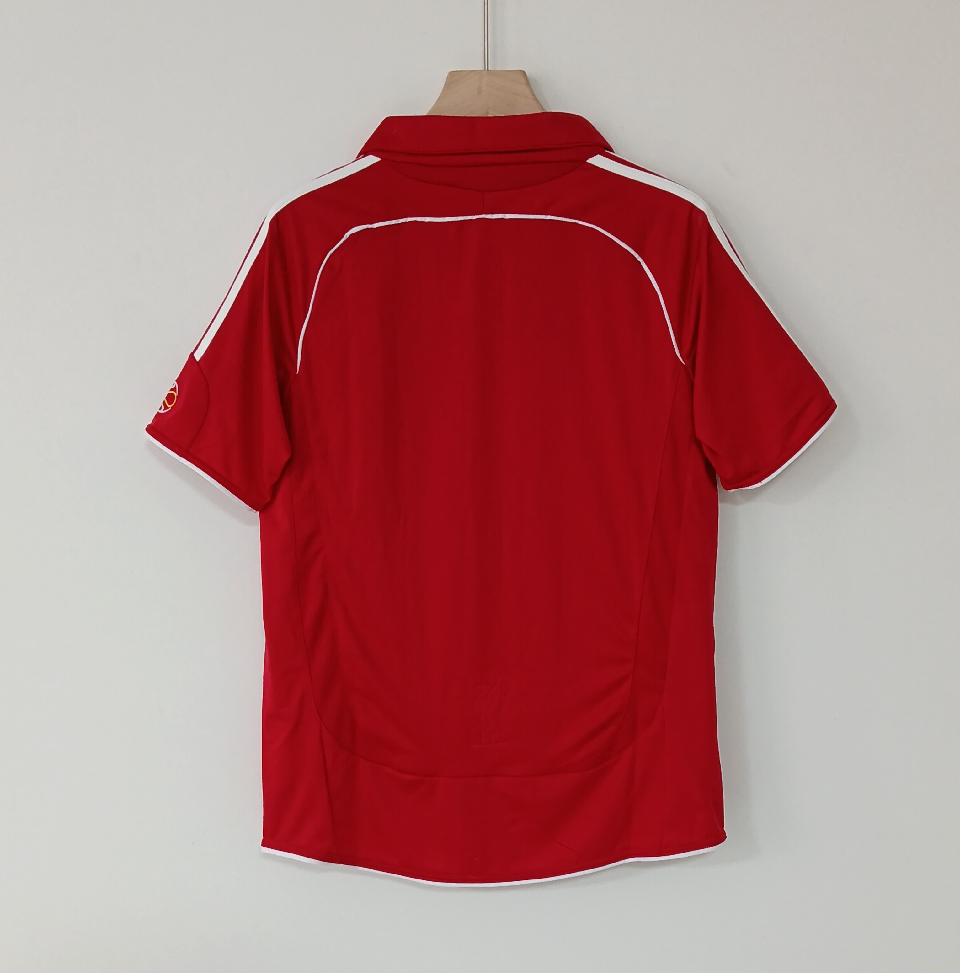 06-08 Retro Version Liverpool FC Home Jersey