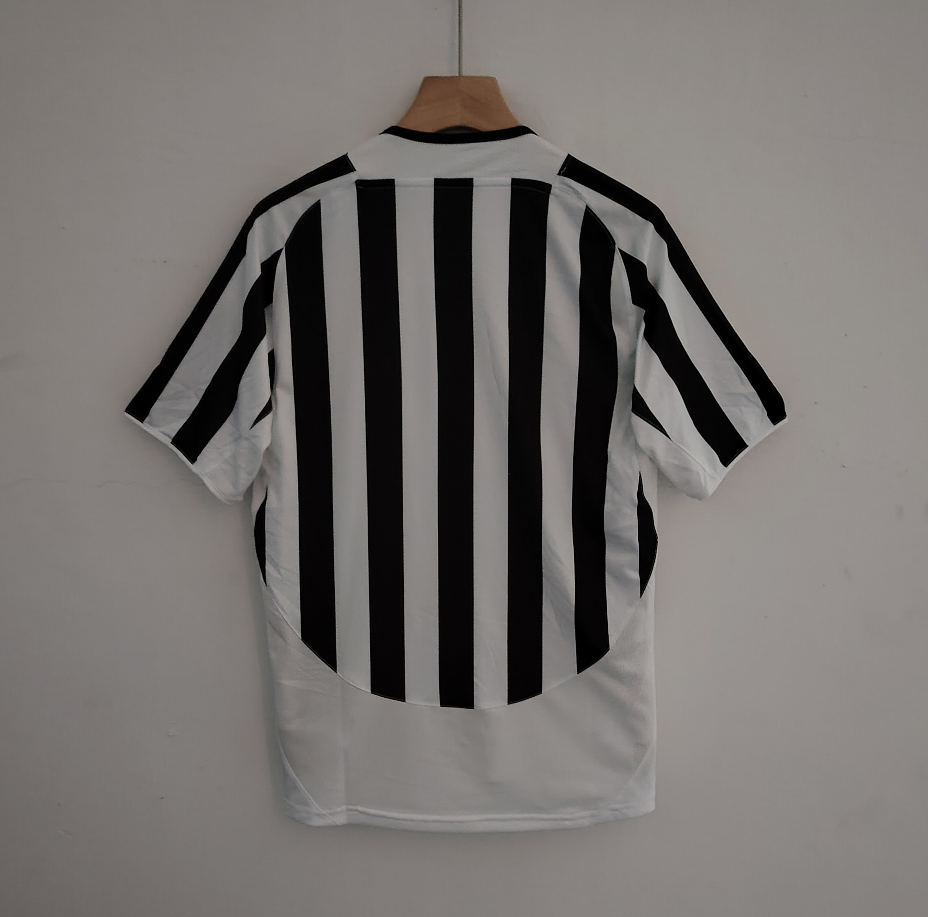 2003/04 Juventus FC Home Football Retro Version Jersey 