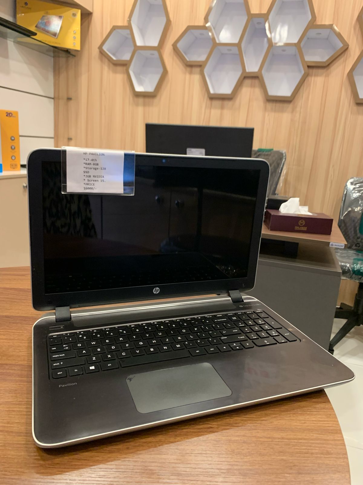 🌟HP PAVILION 🌟 Core i7 4th 🌟Ram 8Gb 🌟Ssd 128 Gb🌟2GB Nvidia🌟
