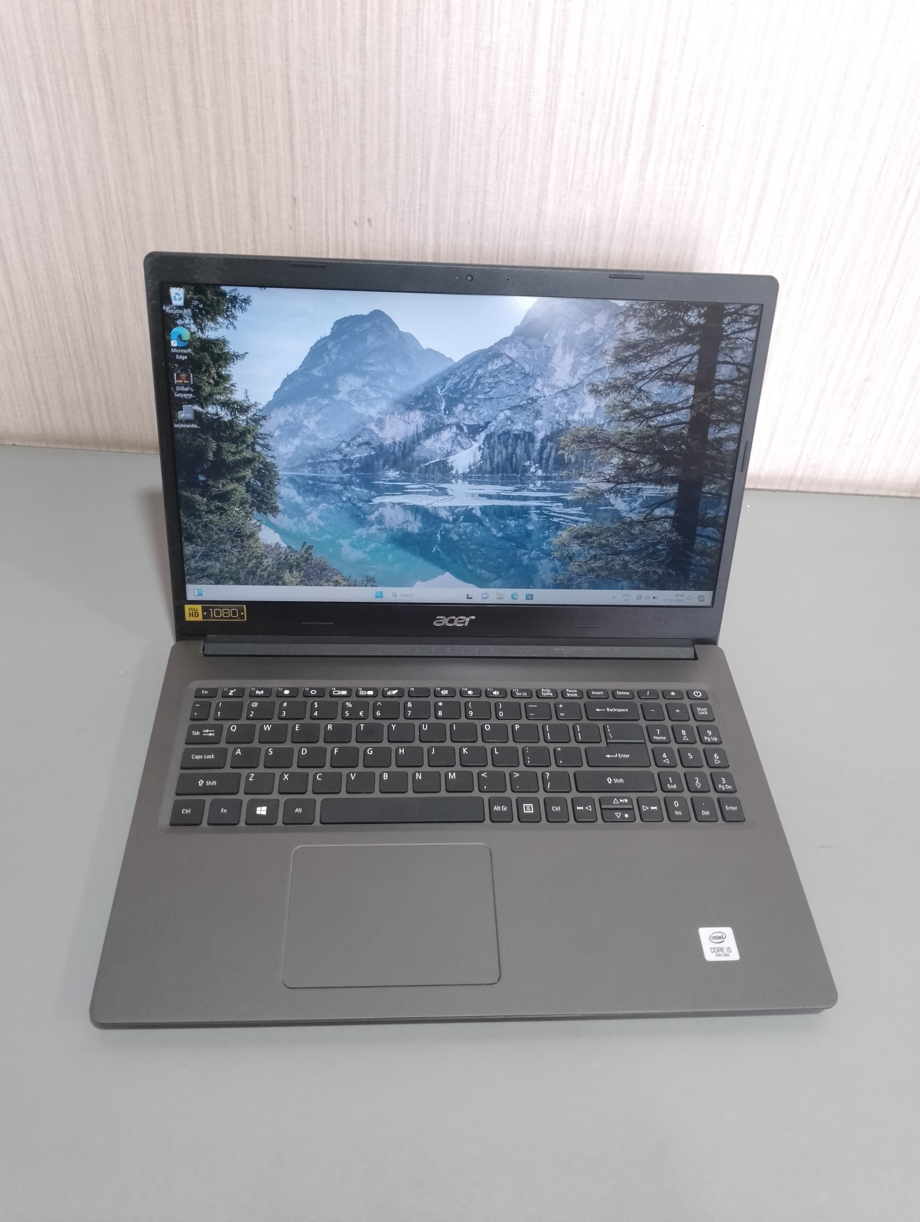 🌟Brand - Acer Aspire A515 - 55G 🌟Processor - i5 10th  🌟Ram - 8GB 🌟Internal Storage  - 512 Ssd  🌟 Graphic - 2GB Nvidia  🌟Screen Size - 15.6 inch 🌟Condition - Excellent 👌 🌟 