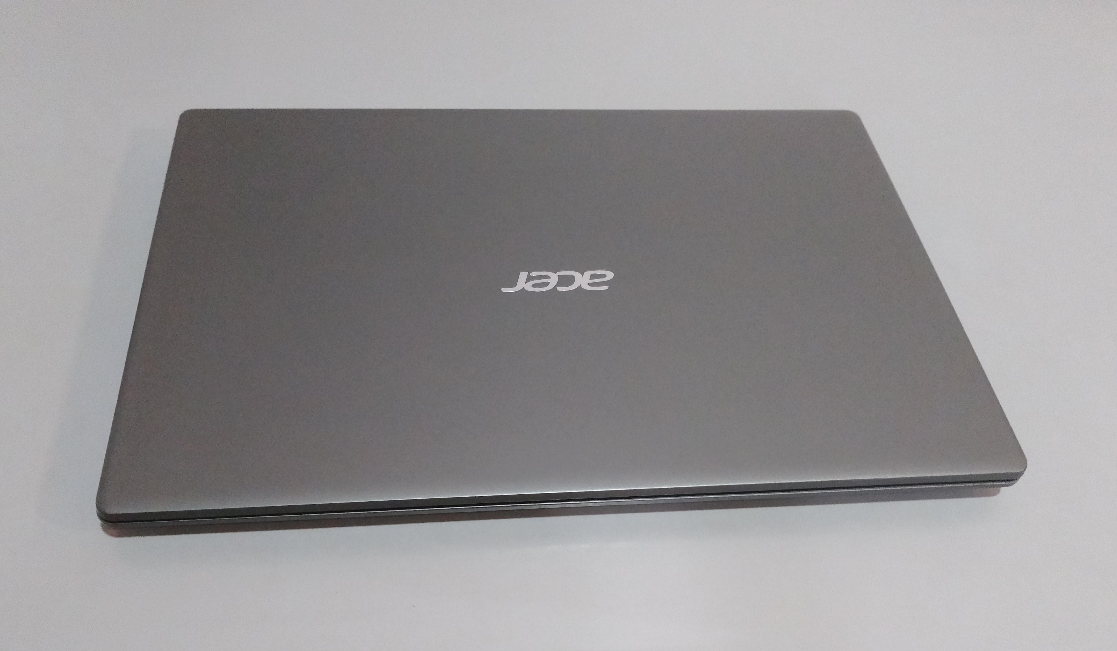 🌟Brand - Acer Aspire A515 - 55G 🌟Processor - i5 10th  🌟Ram - 8GB 🌟Internal Storage  - 512 Ssd  🌟 Graphic - 2GB Nvidia  🌟Screen Size - 15.6 inch 🌟Condition - Excellent 👌 🌟 