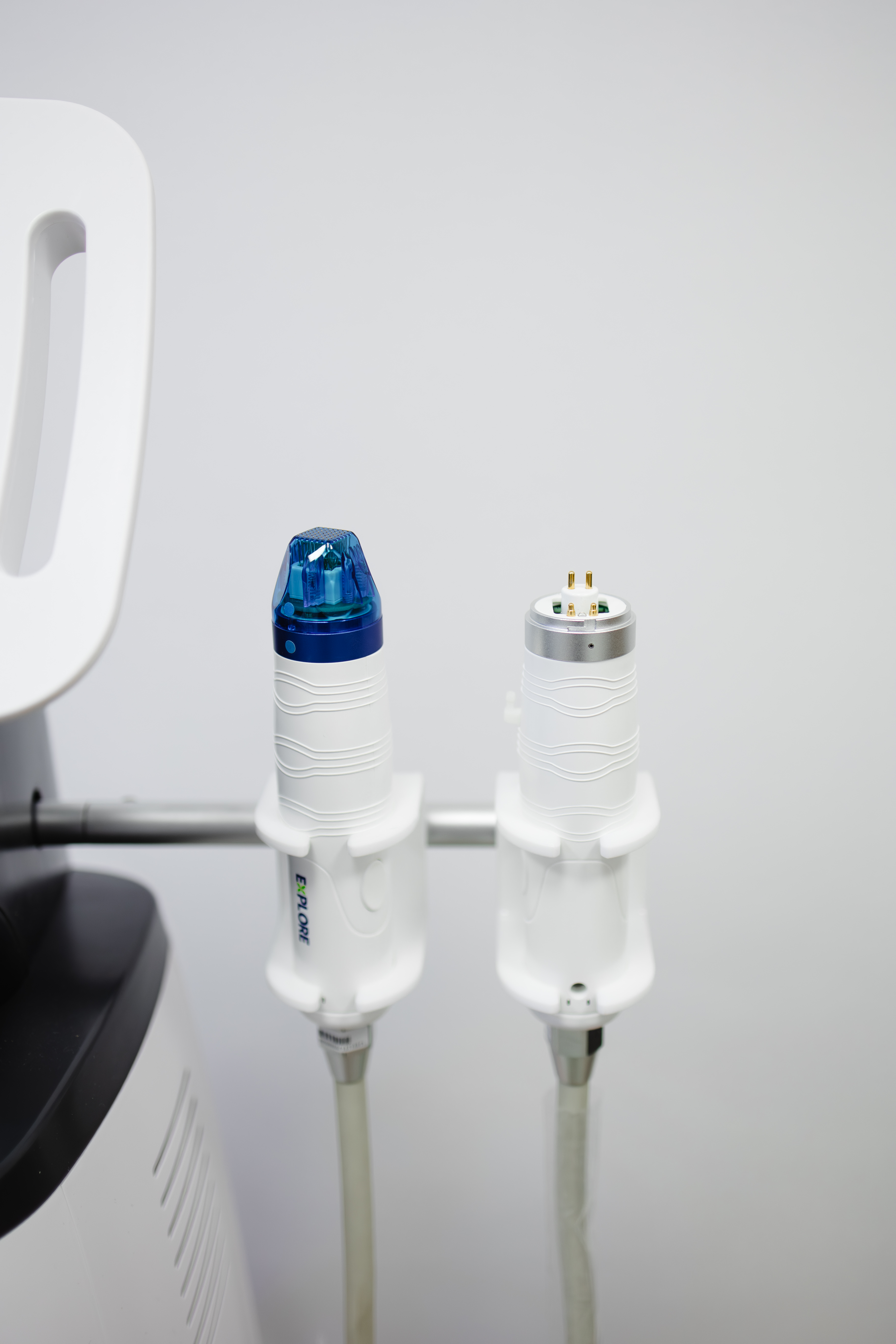 QUANTUM  Urządzenie RF mikroigłowa i bezigłowa 