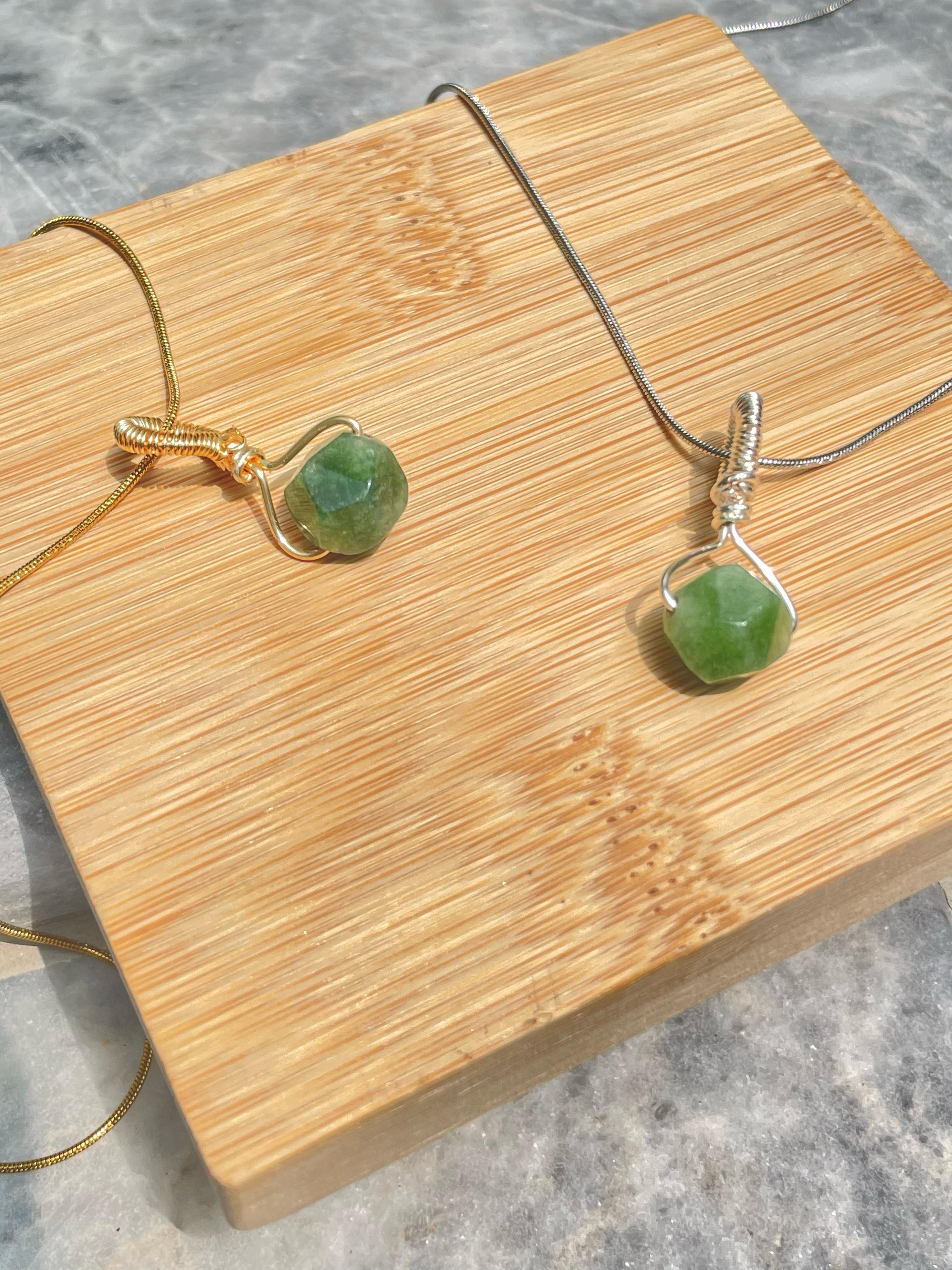Aventurine Vara Pendant