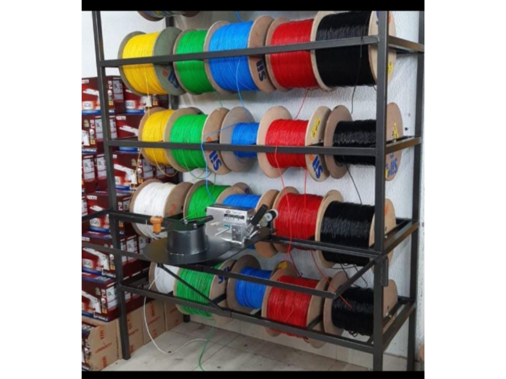 Maquina + Expositor para Bobinas 25 Carreteis