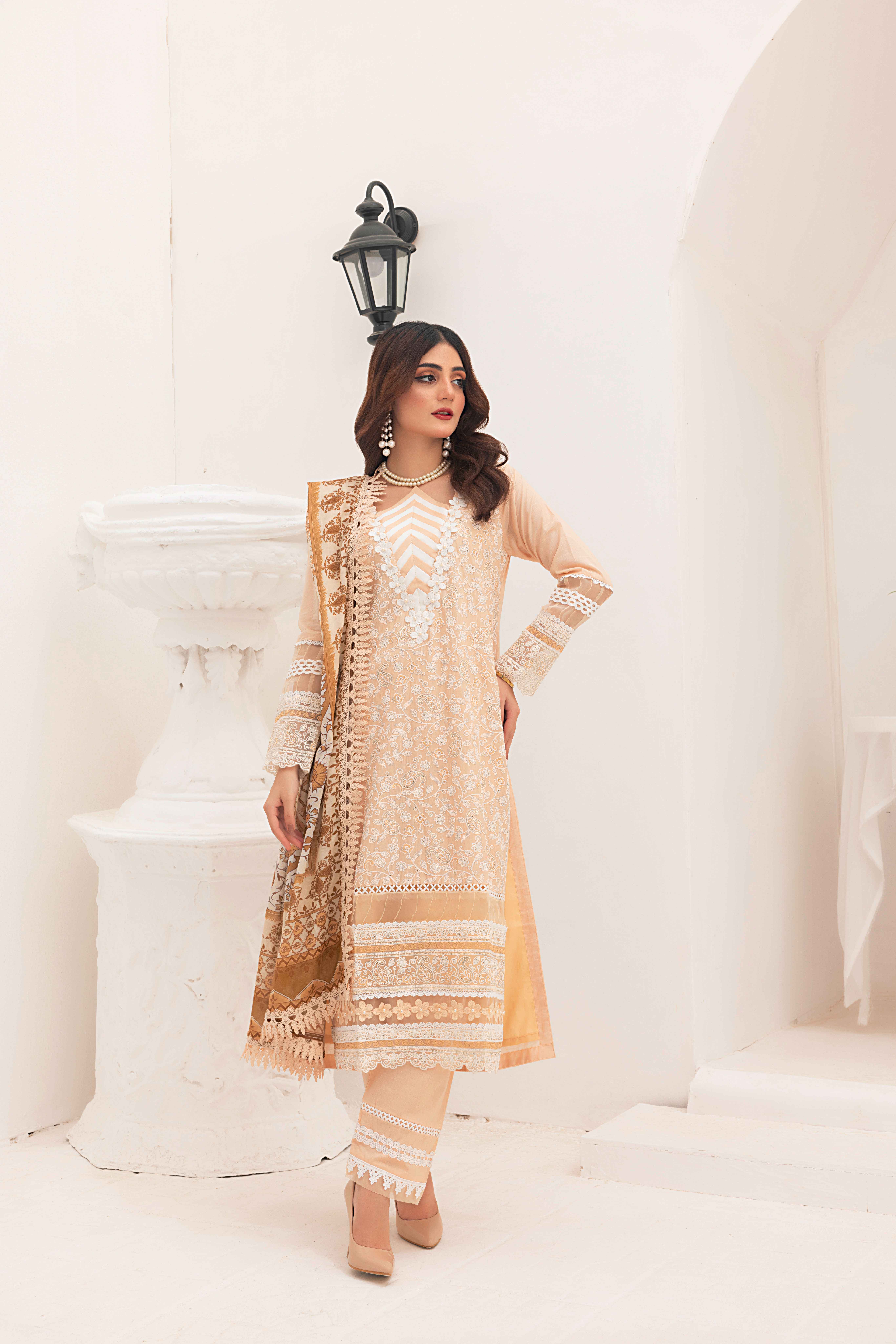 Zaire Lucknowi Chikenkari 